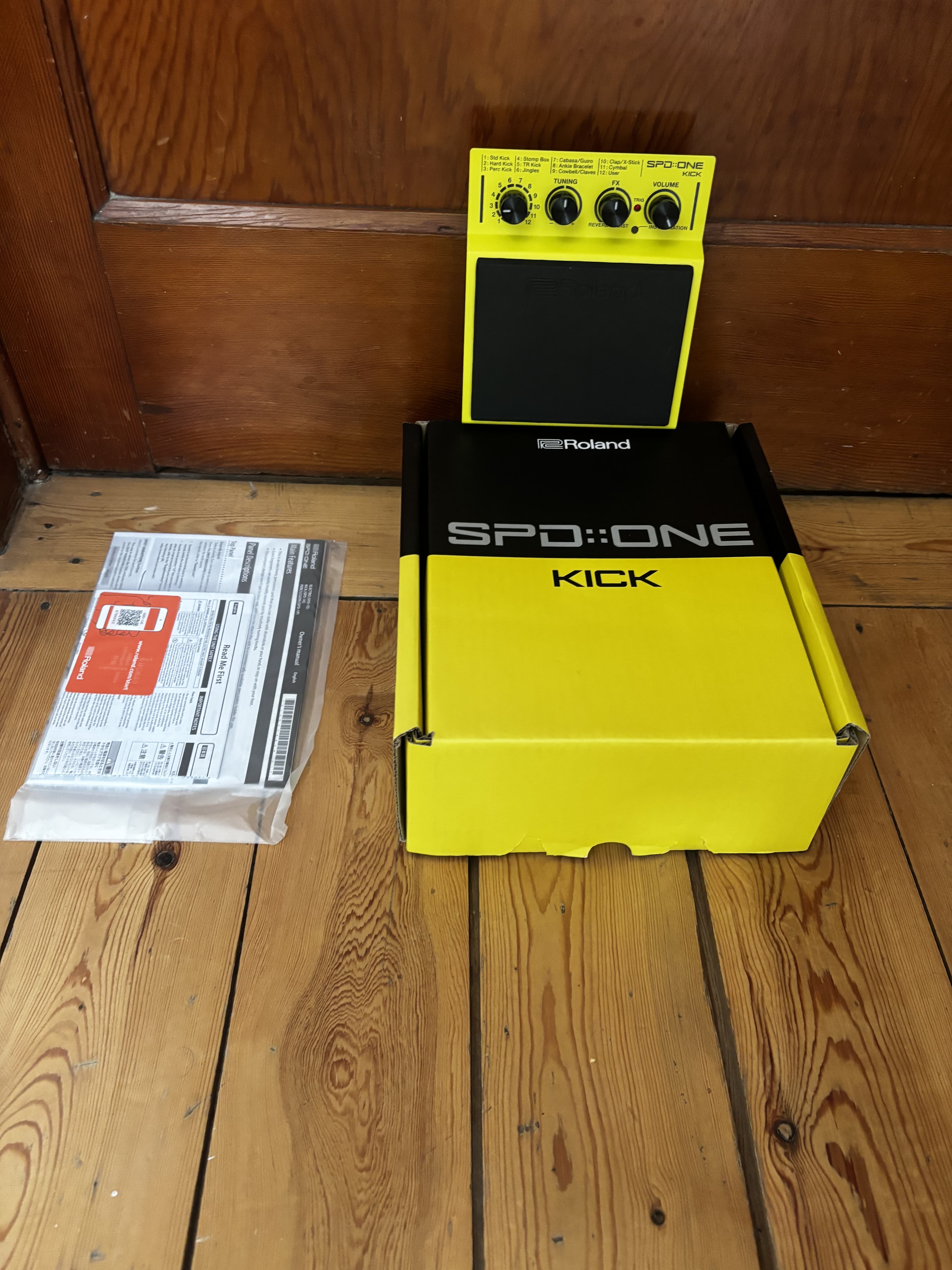 vends un spd one kick Roland.
