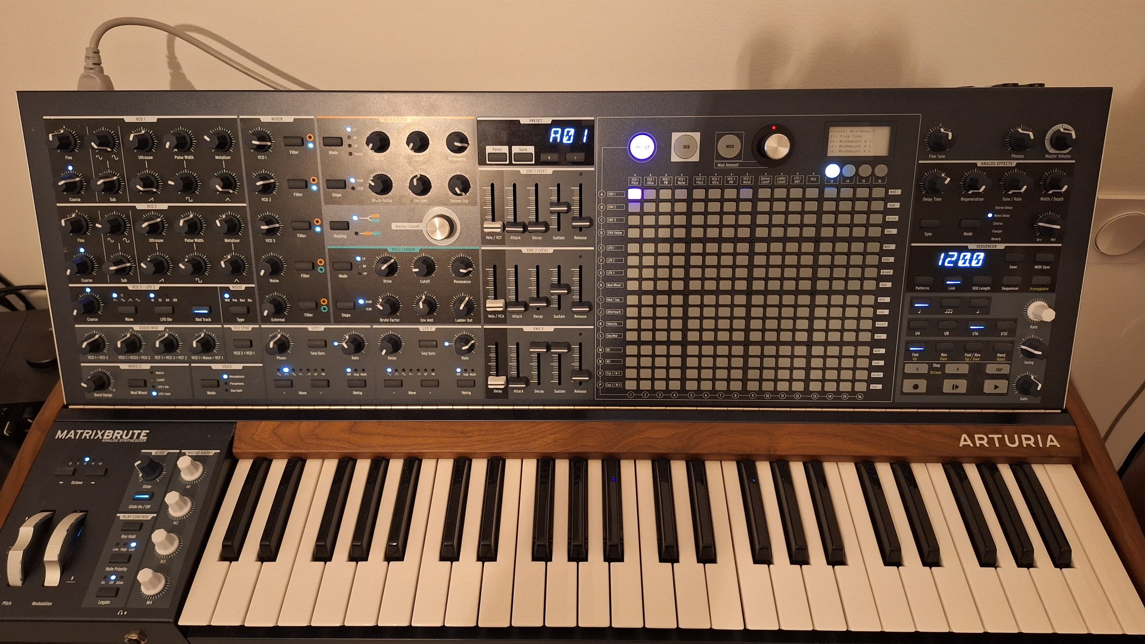 Vends Arturia Matrixbrute