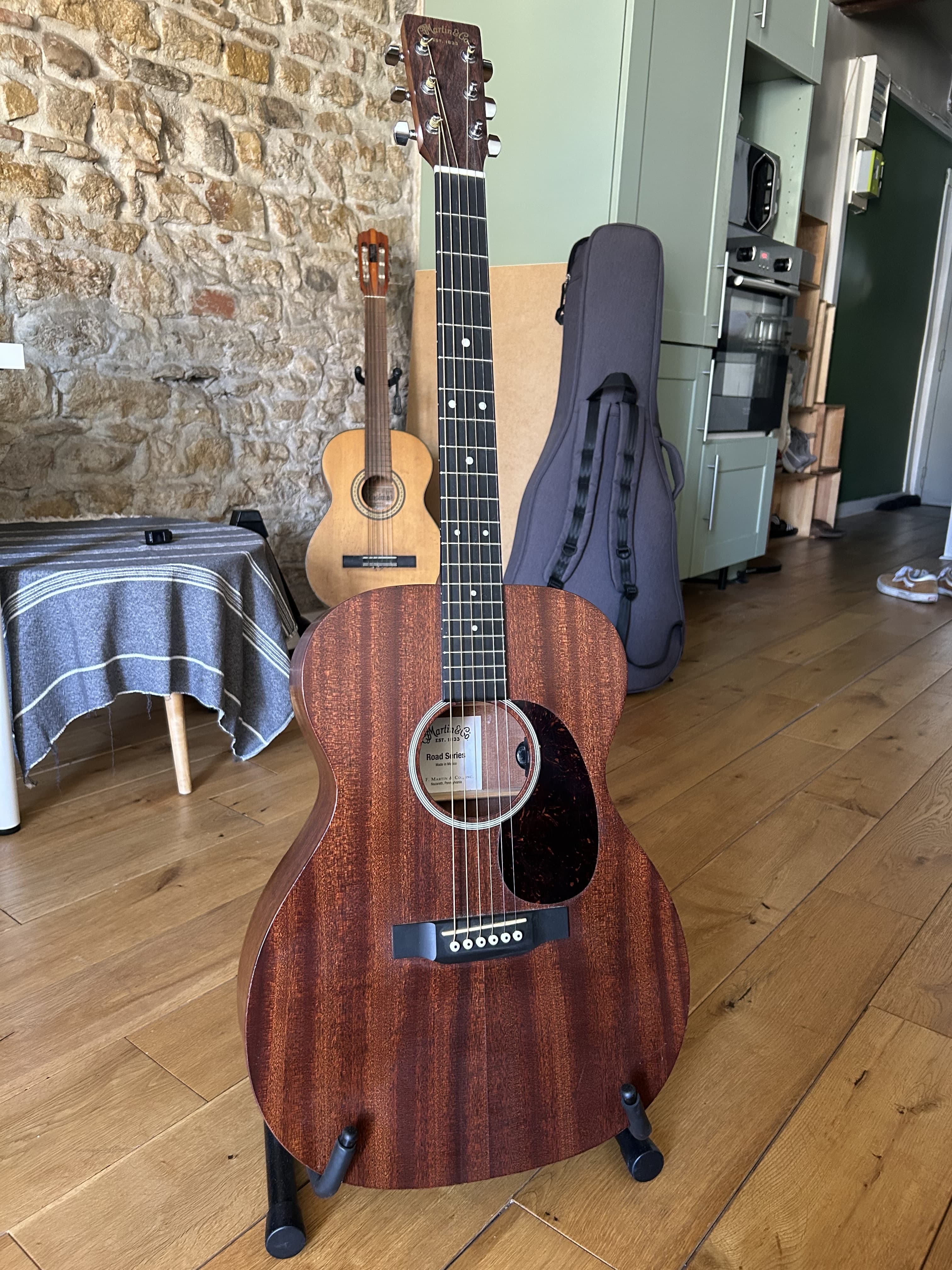 Martin 000-10 Road Series – à restaurer / projet lutherie