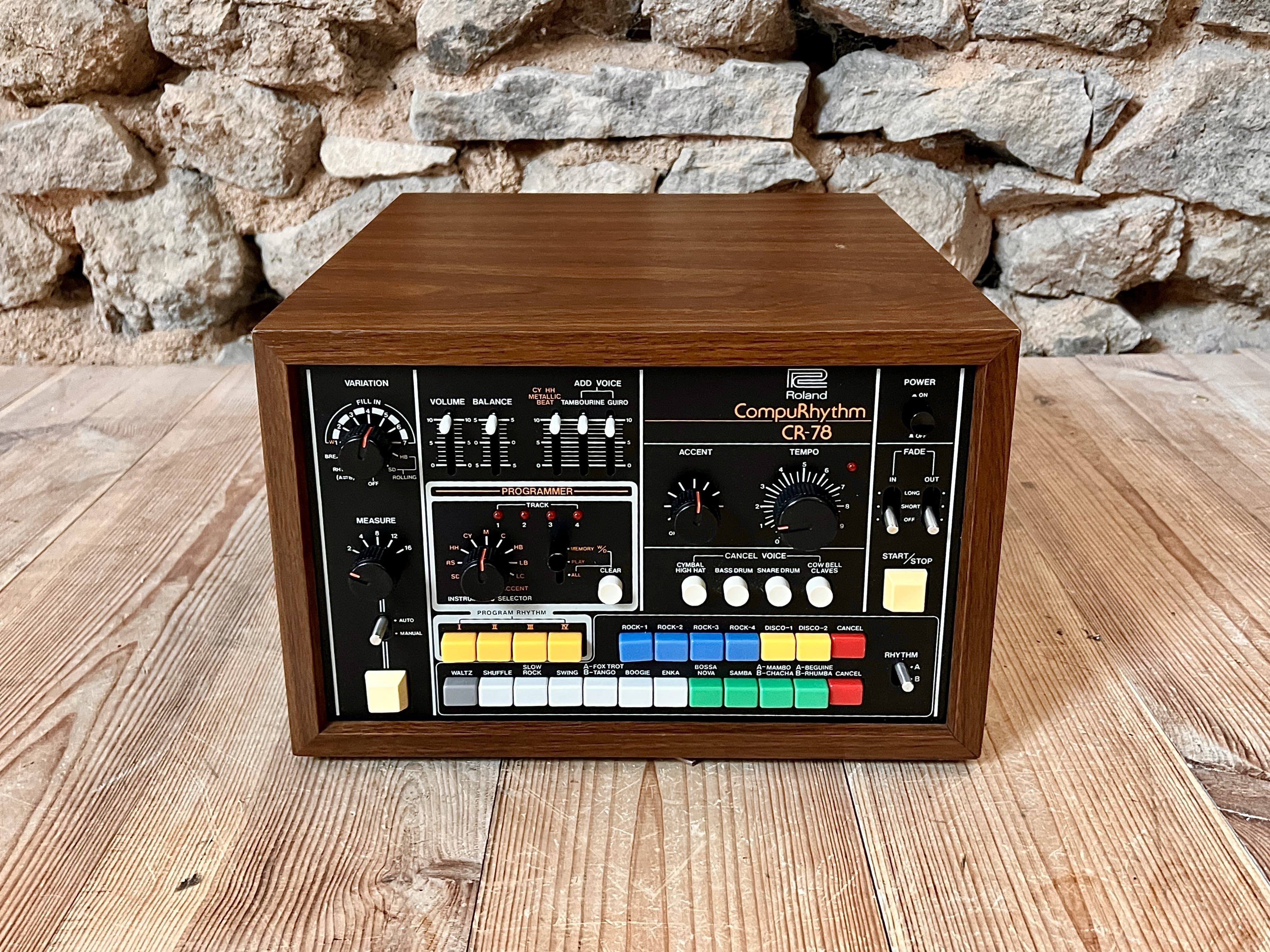 Roland CR-78 avec MIDI