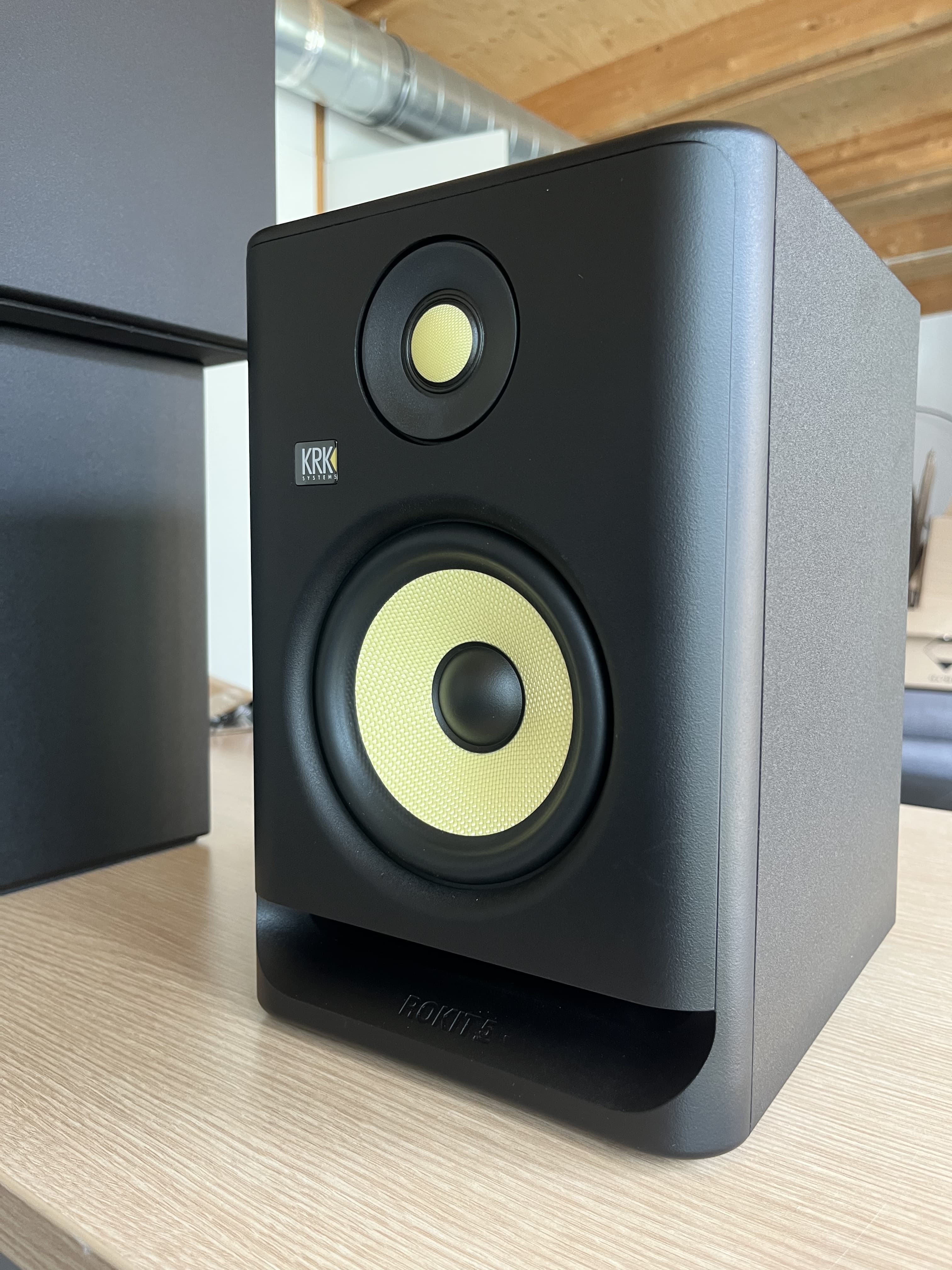 Paires d'enceintes monitoring - KRK Rokit 5 G4 - Neuves