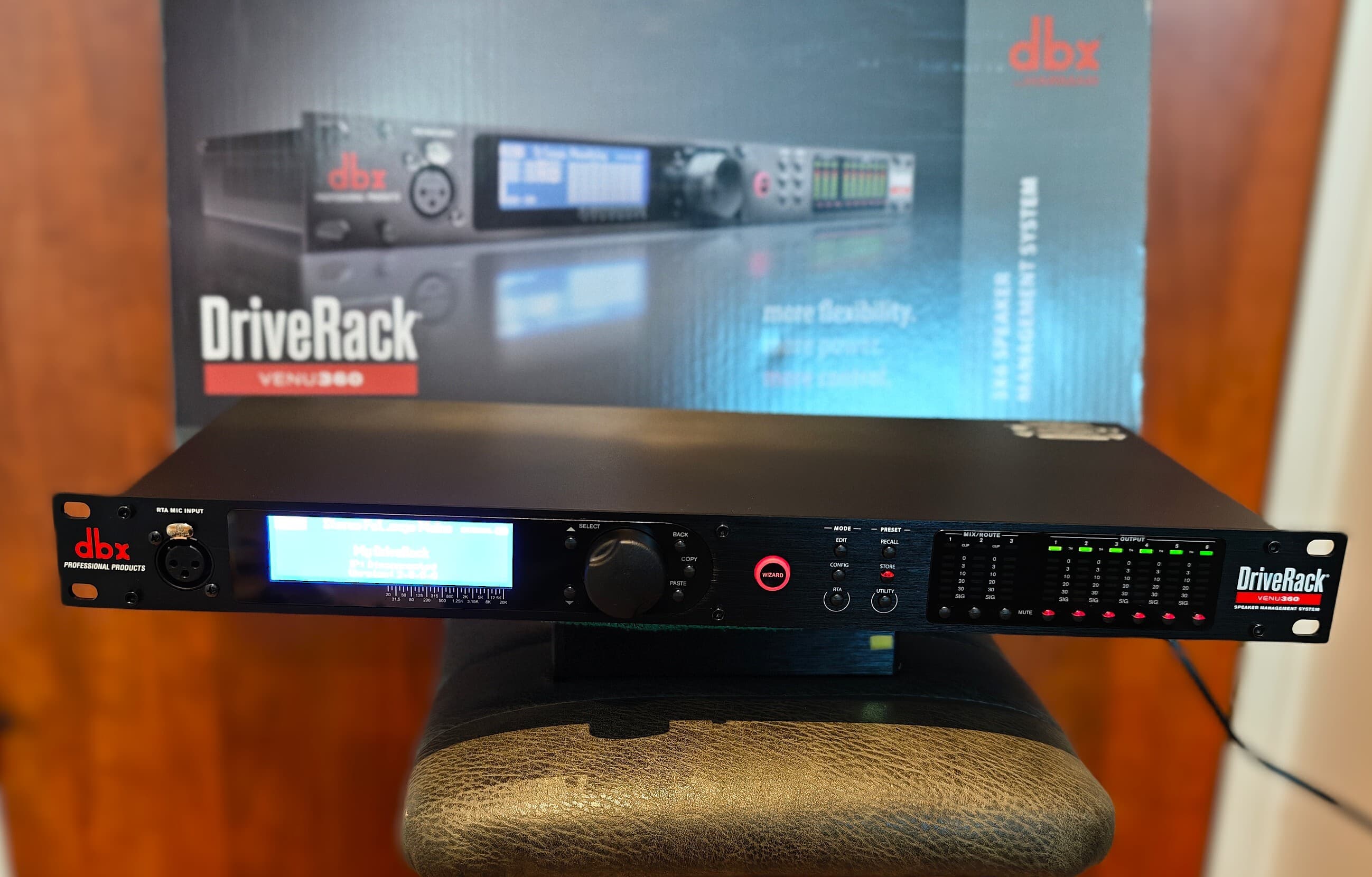 Vends DBX DriveRack Venu360 + micro de mesure
