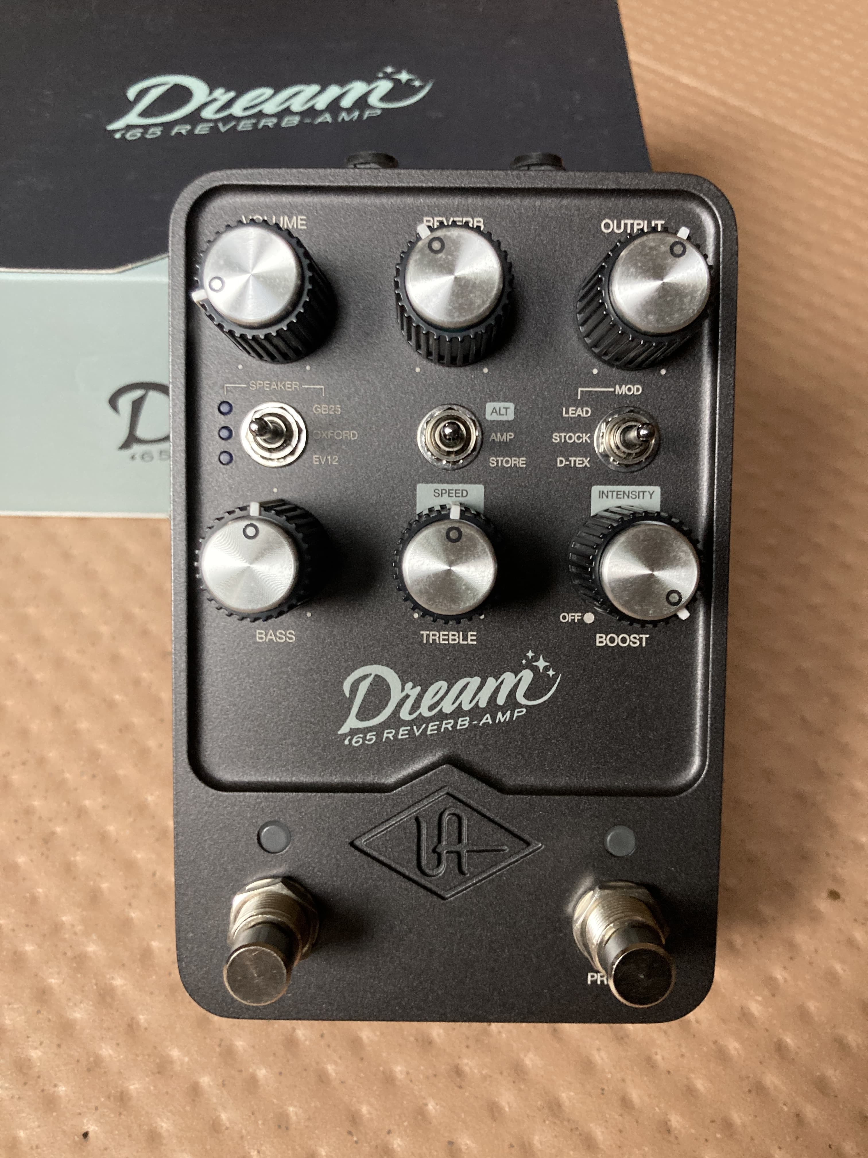 Vends Universal Audio UAFX Dream 65