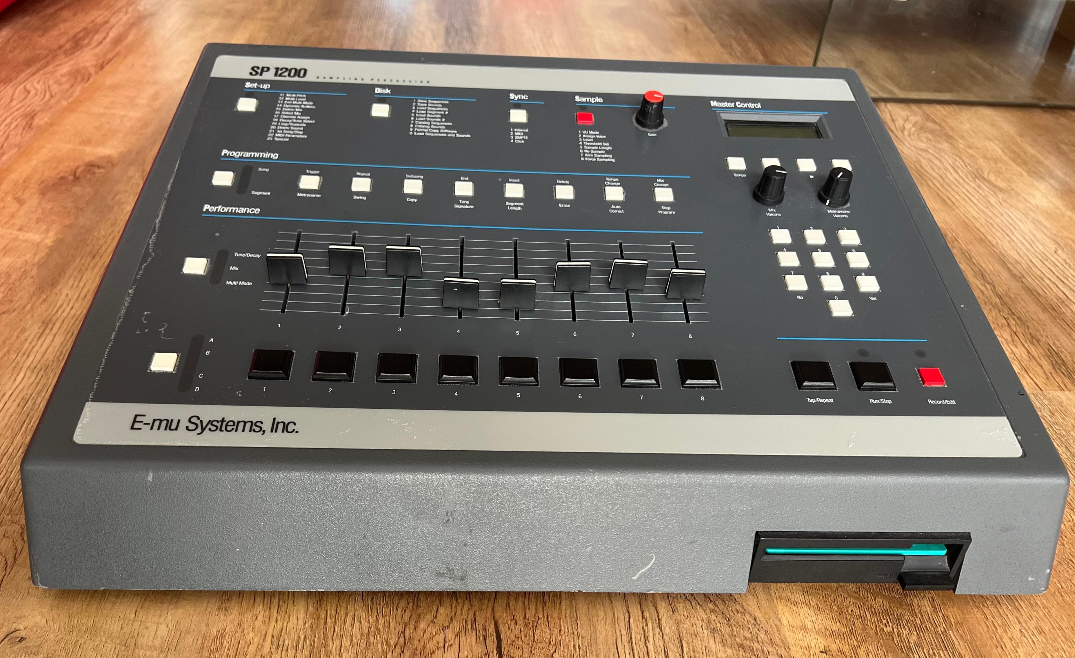 SP 1200 Rev 1 + disquettes