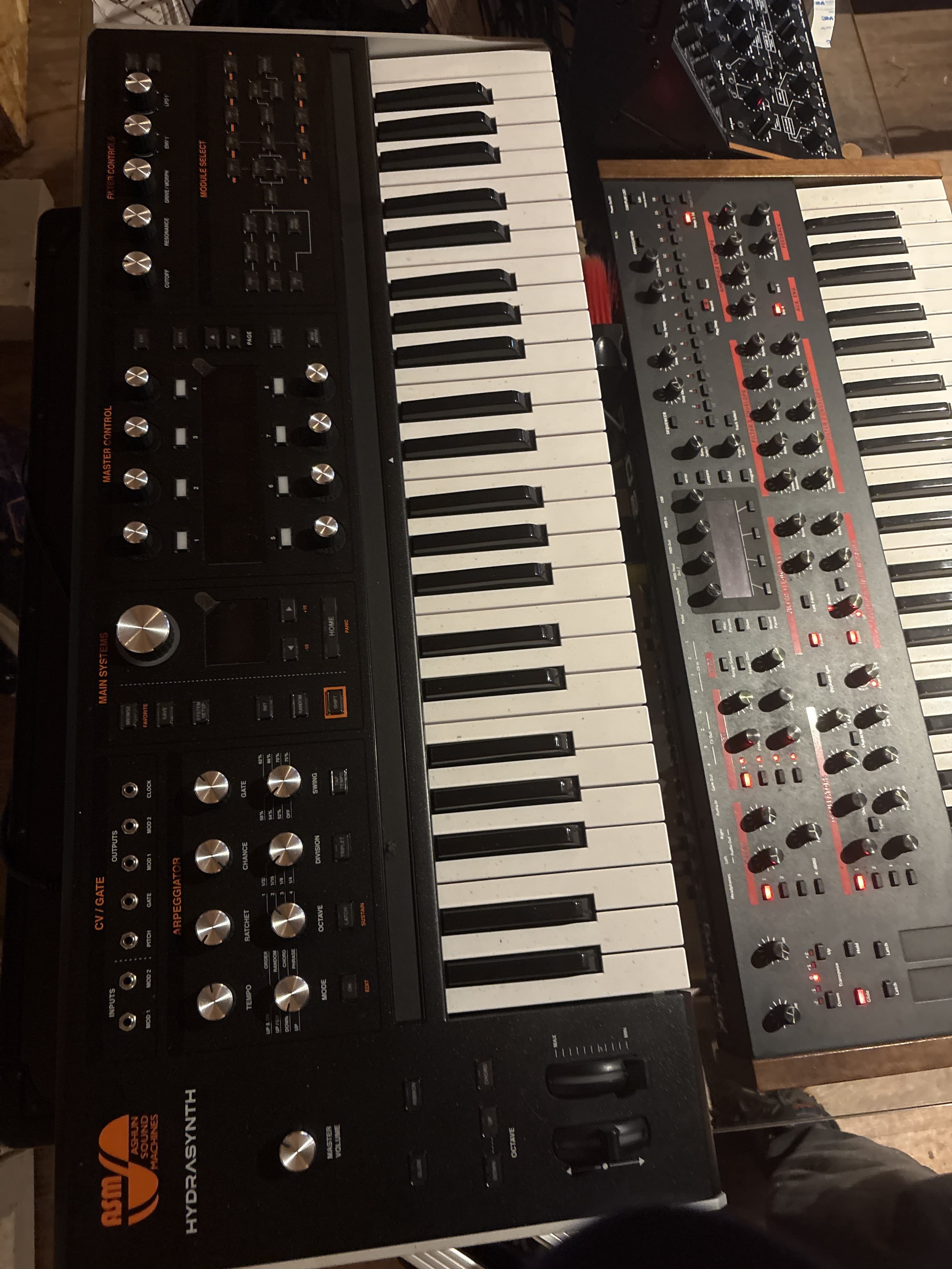 Hydrasynth keyboard + sound bank