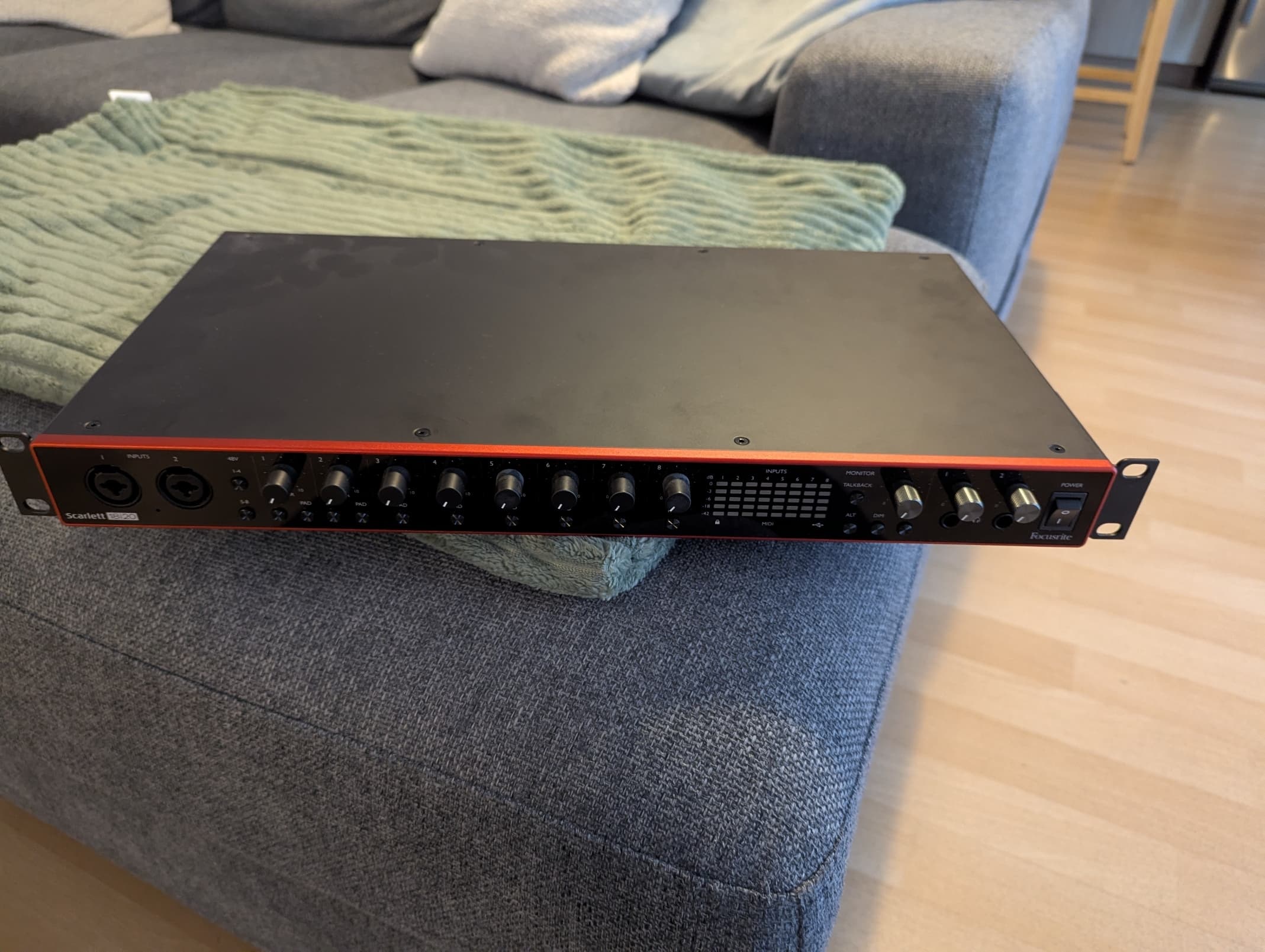 Vends FOCUSRITE SCARLETT 18i20 Gen 3.