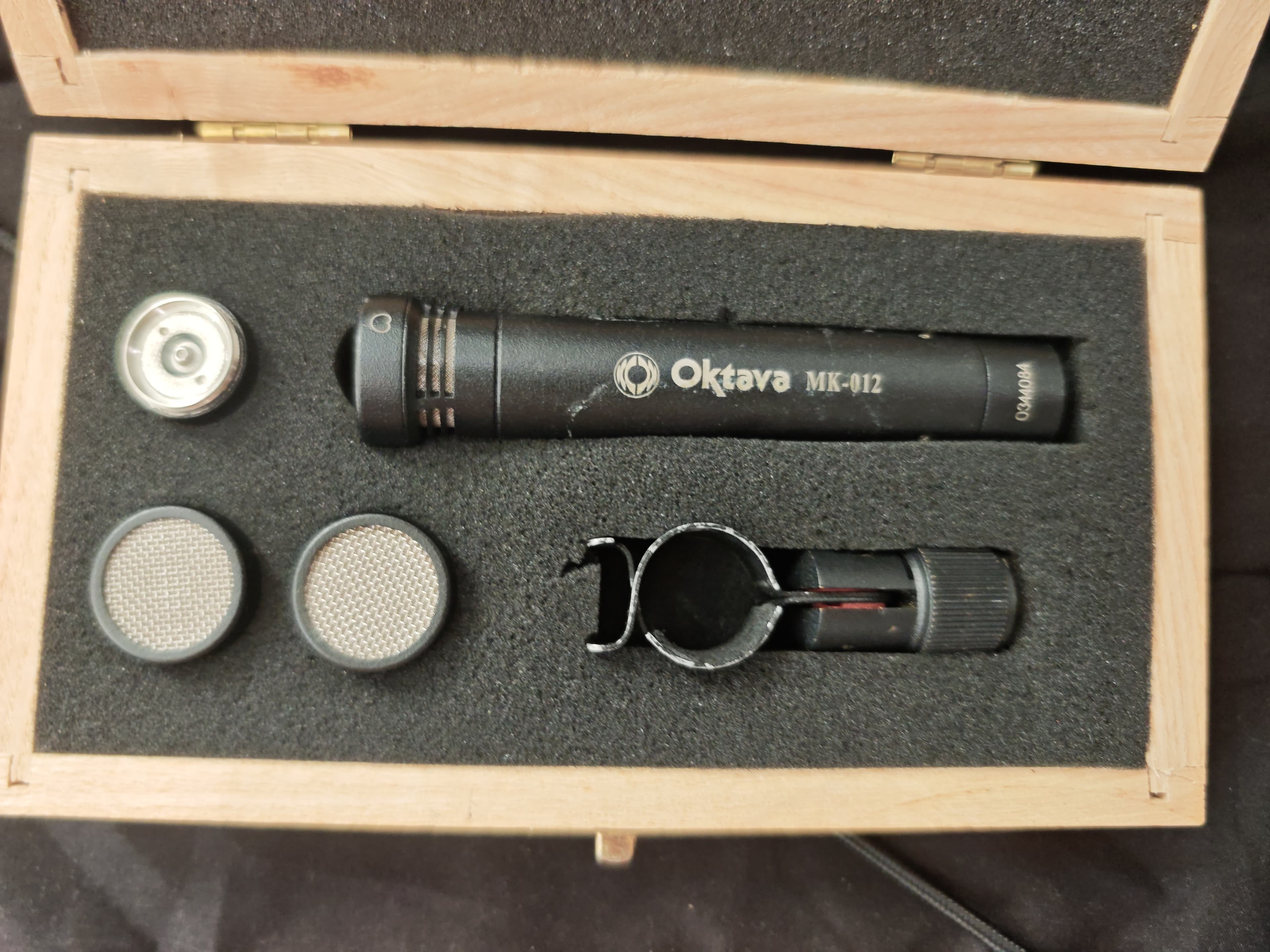 Vends Oktava Mk012 complet avec coffret en bois