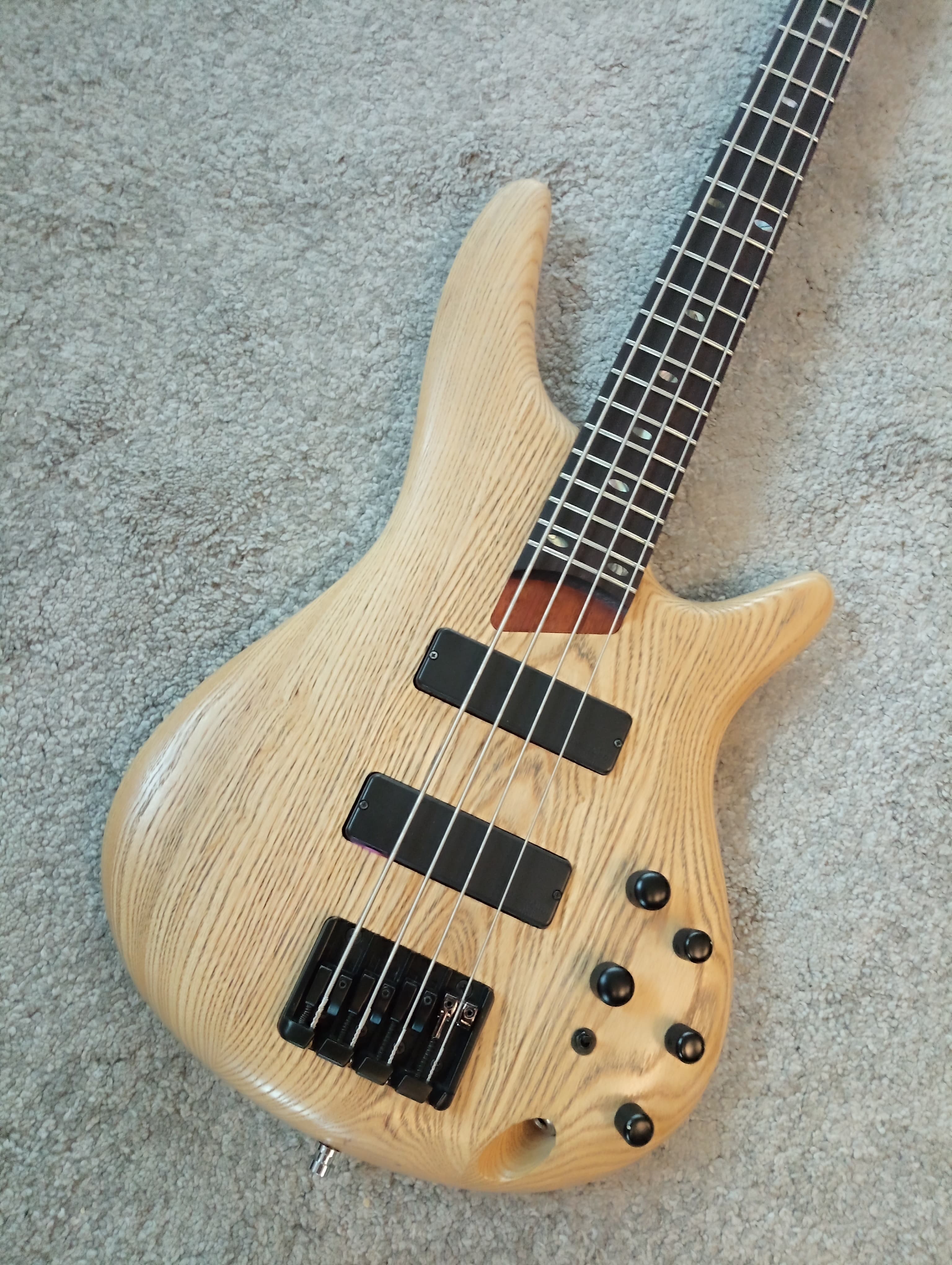 Ibanez SR 600 active