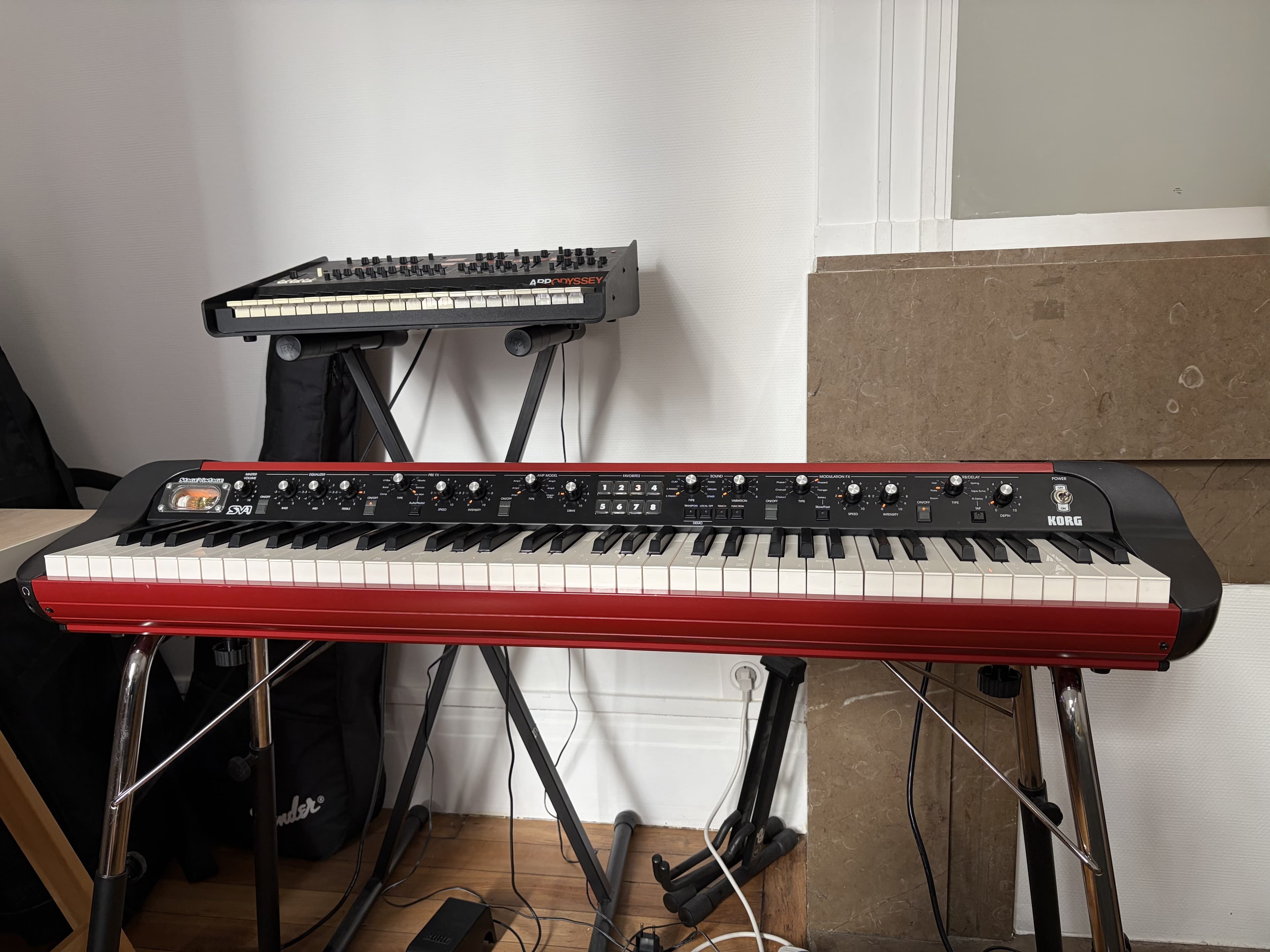 Vends Korg SV-1 73 Touches Red