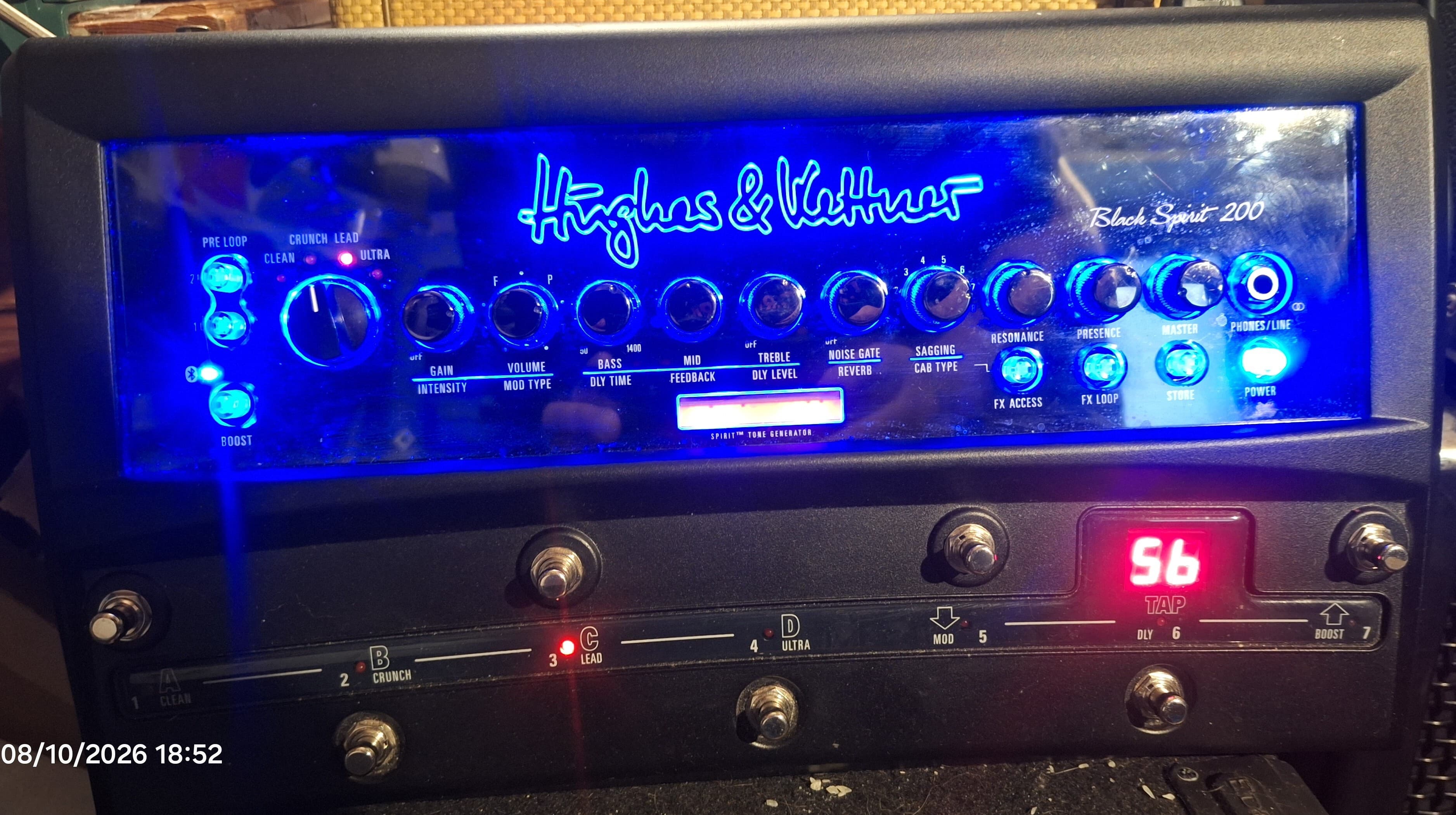 Vends Hughes & Kettner Black Spirit 200 Floor