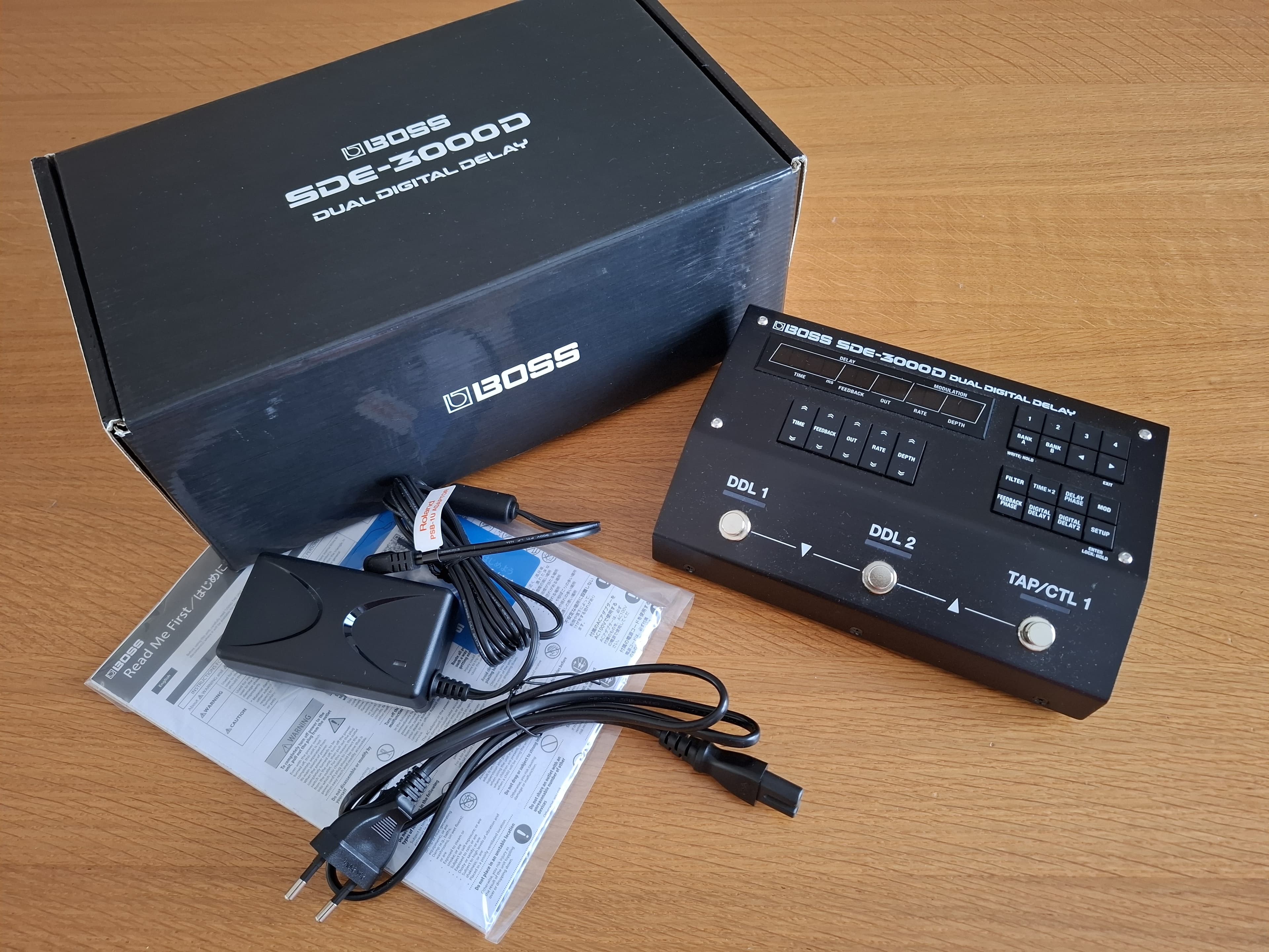 Vends BOSS SDE 3000 D