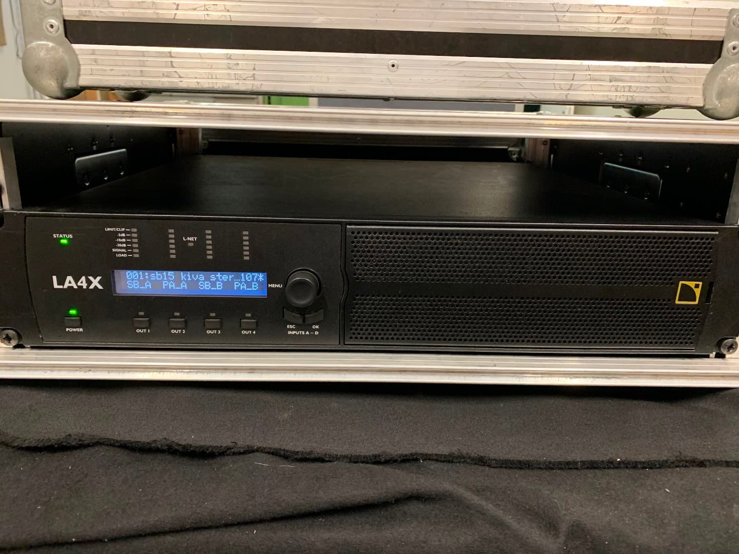 L-ACOUSTICS LA 4X