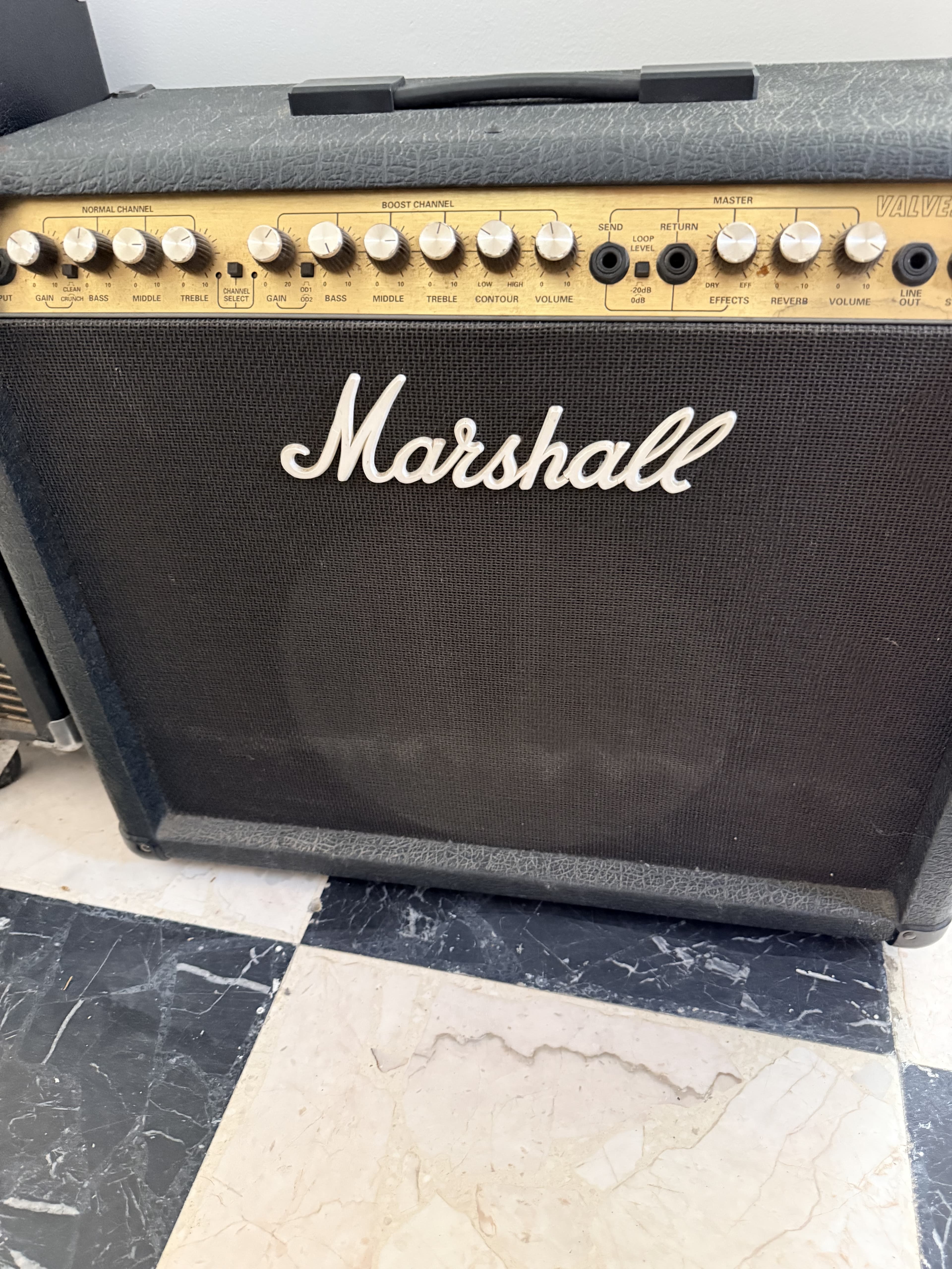 Vend ampli guitare Marshall 8080 Valvestate 80V à réparer