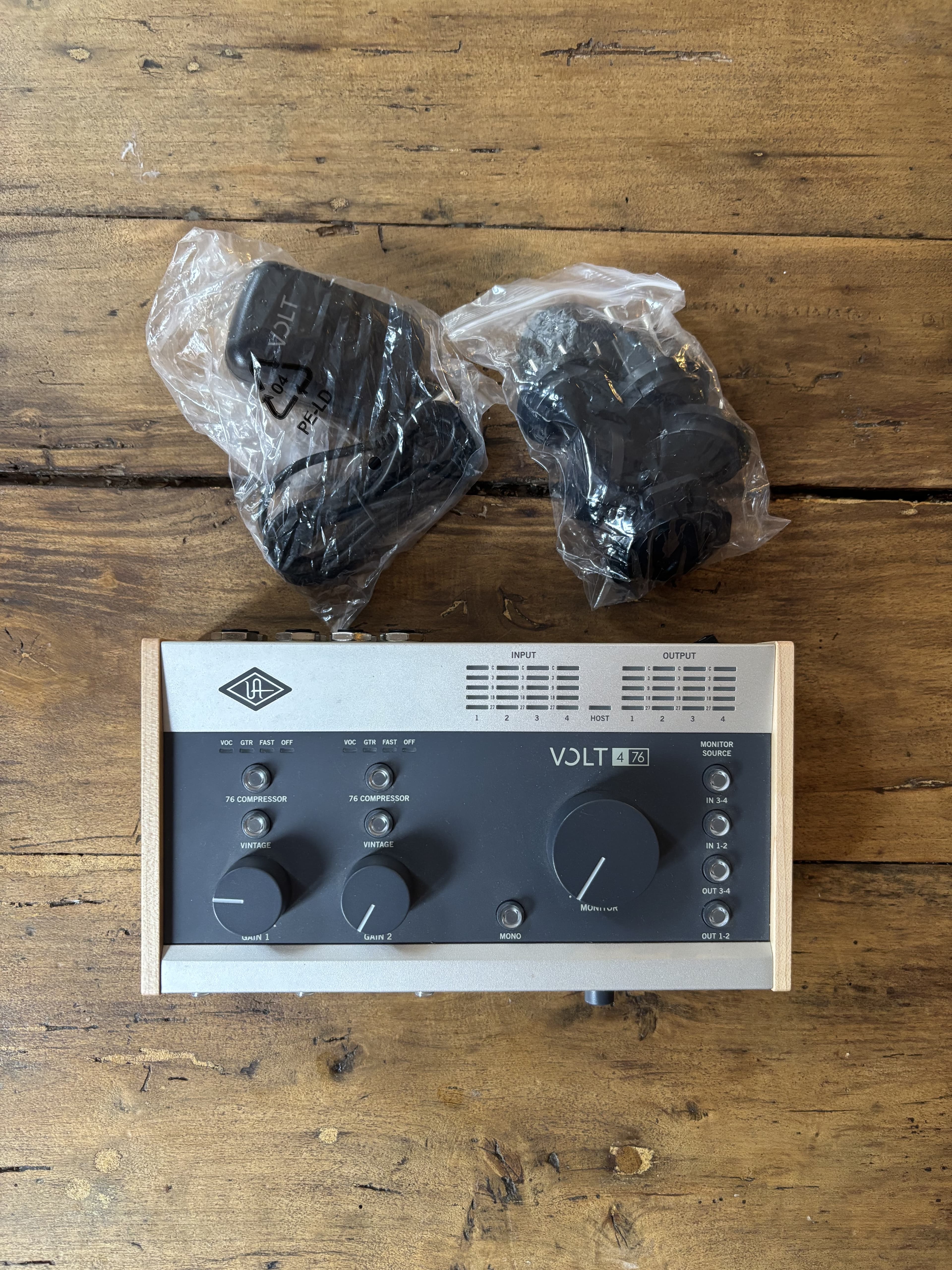 Carte Son Universal Audio Volt 476 USB Recording Studio