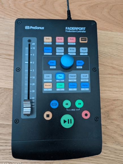 vends le faderPort V2