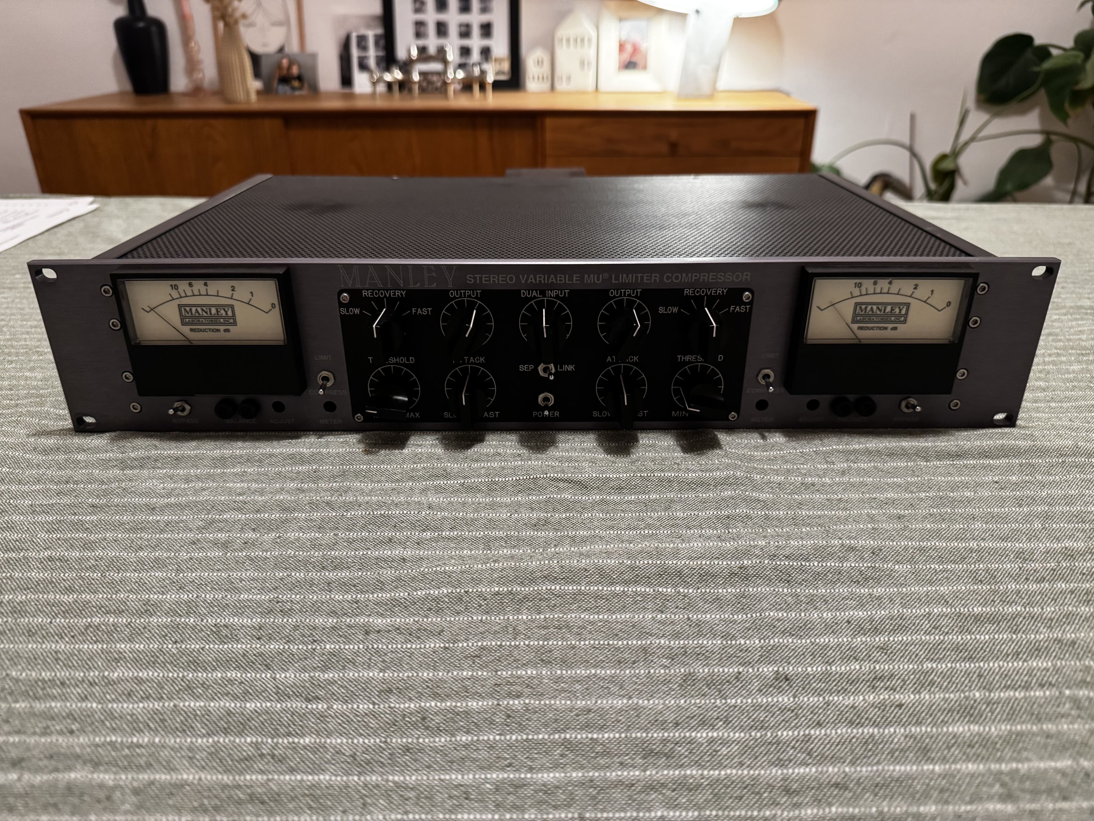Manley Varimu Stereo Tube Compressor