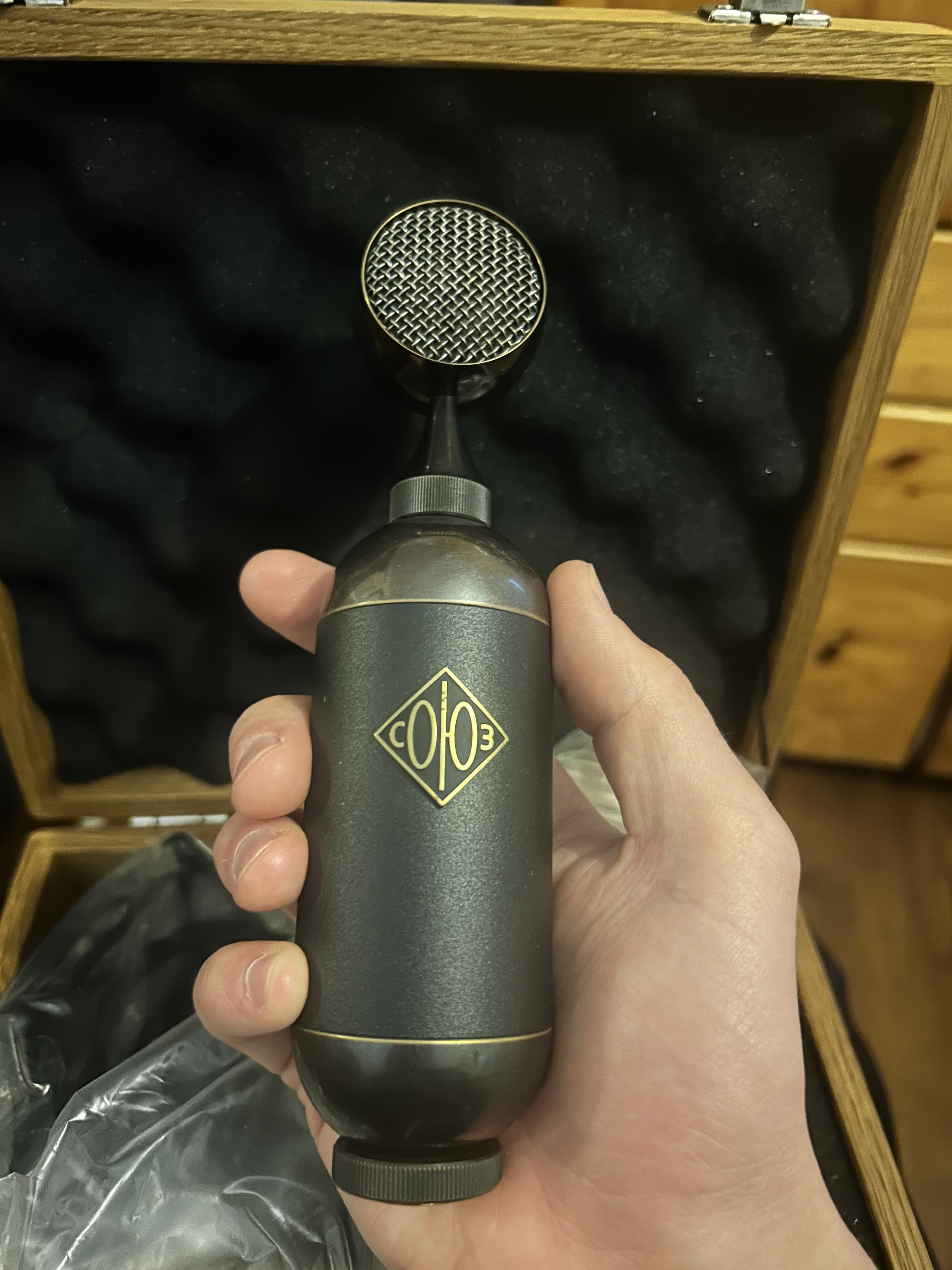 Vends Soyuz 023 Bomblet Deluxe (Limited-Edition, Brass Black)