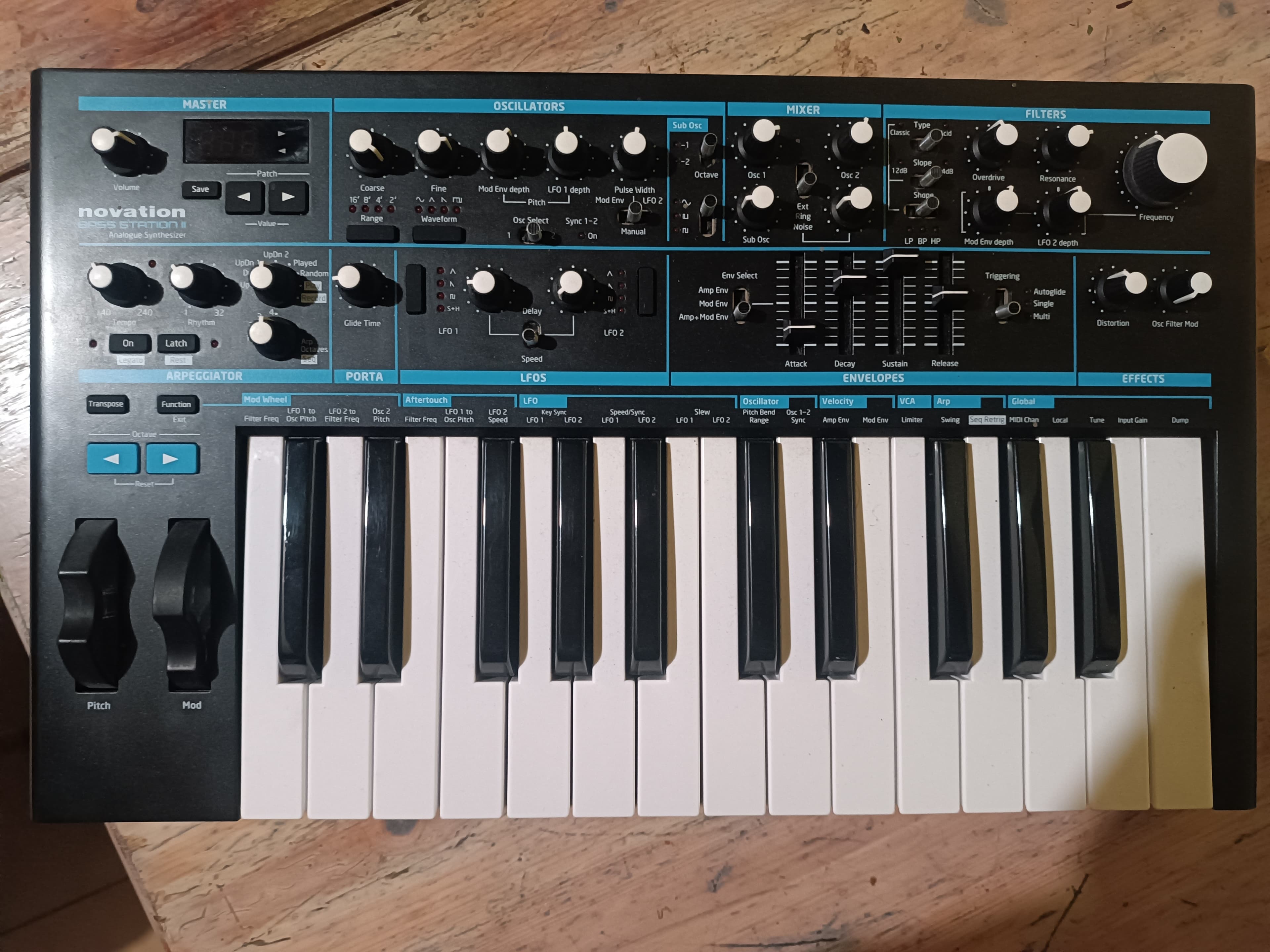 BASS STATION II