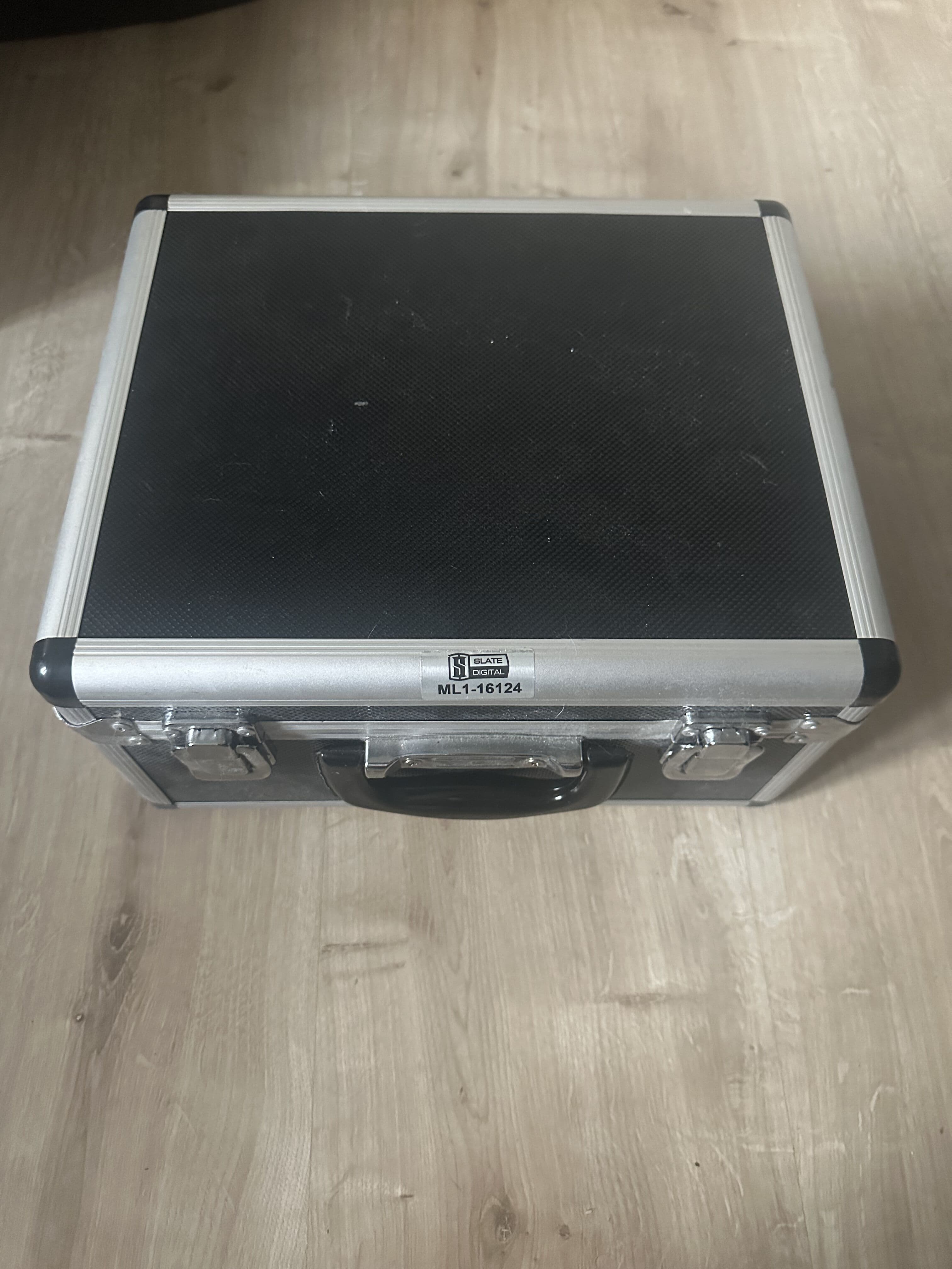 À vende : Slate Digital ML-1