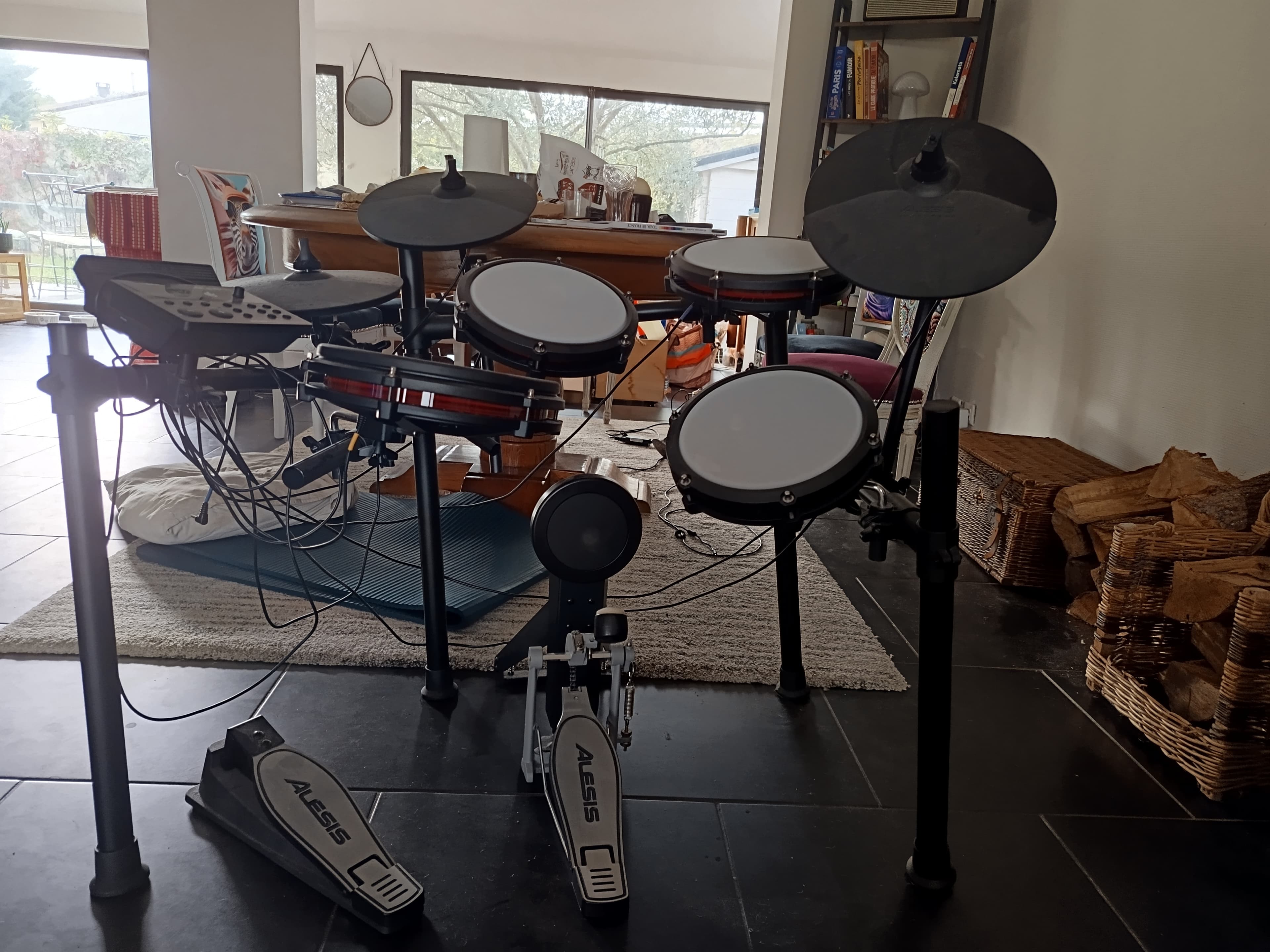Vends batterie Alesis Nitro max