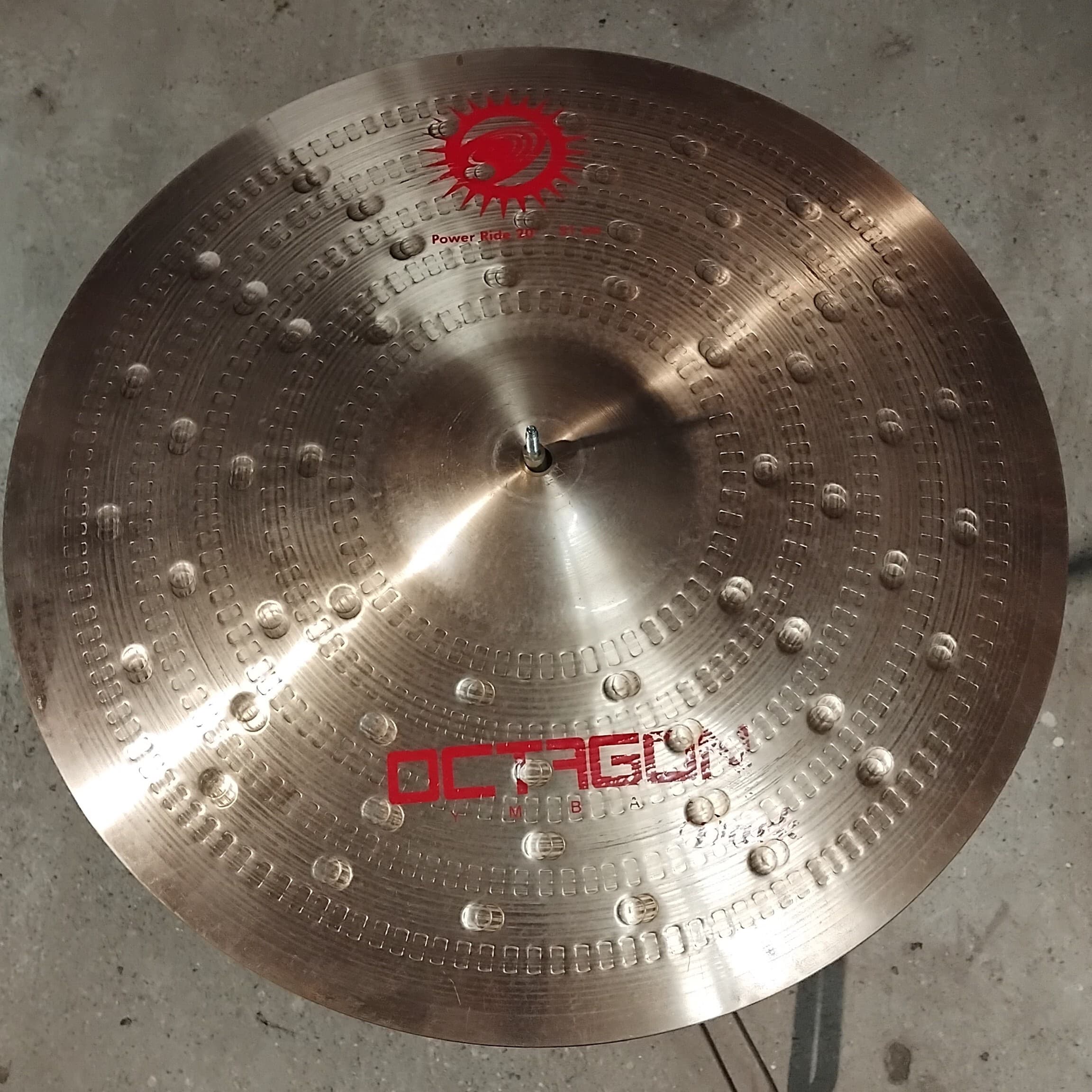Vends ride Octagon de 20 pouces.