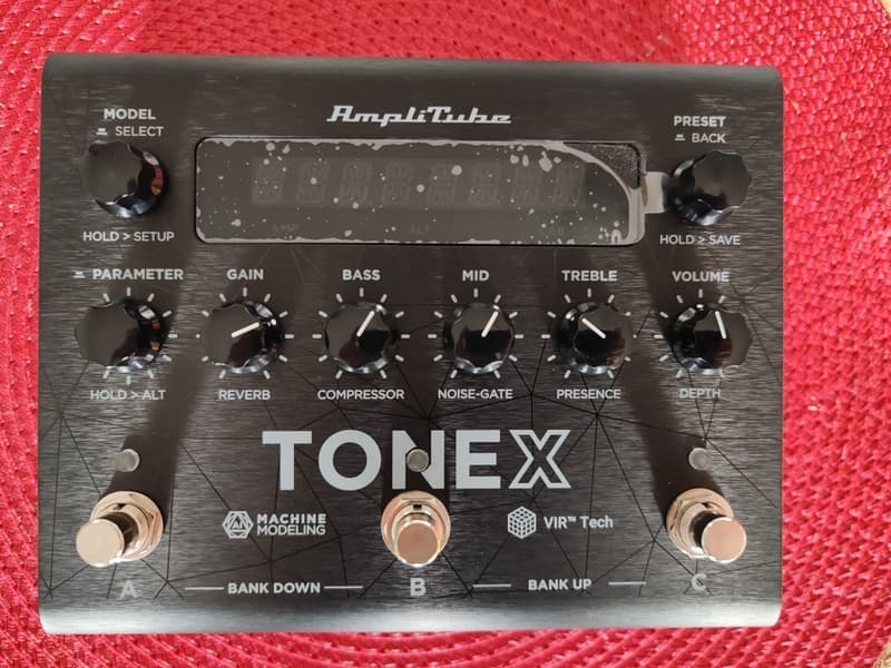 IKMULTIMEDIA TONEX PEDAL