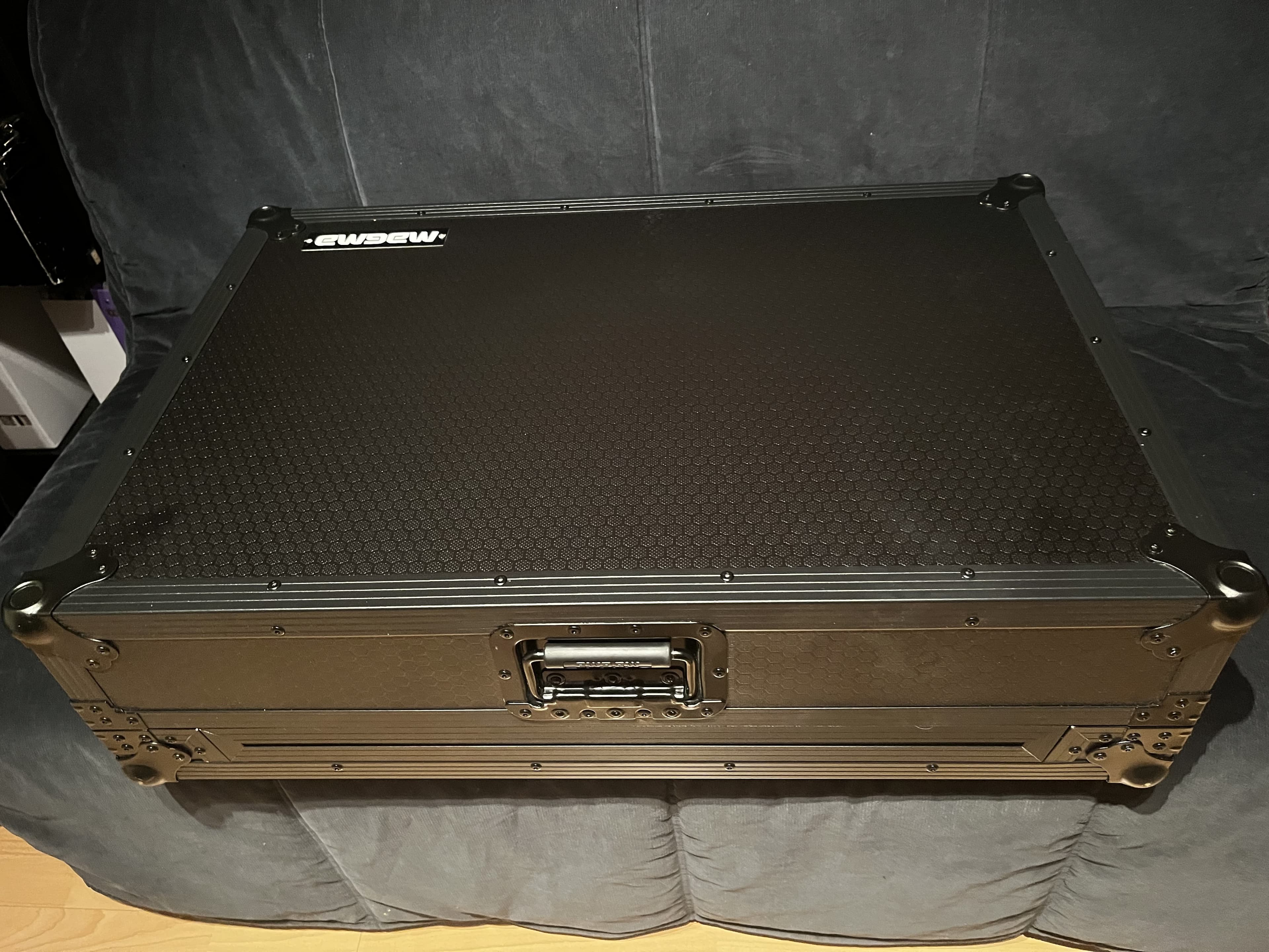 Flight case MAGMA pour contrôleur DENON / PIONEER...