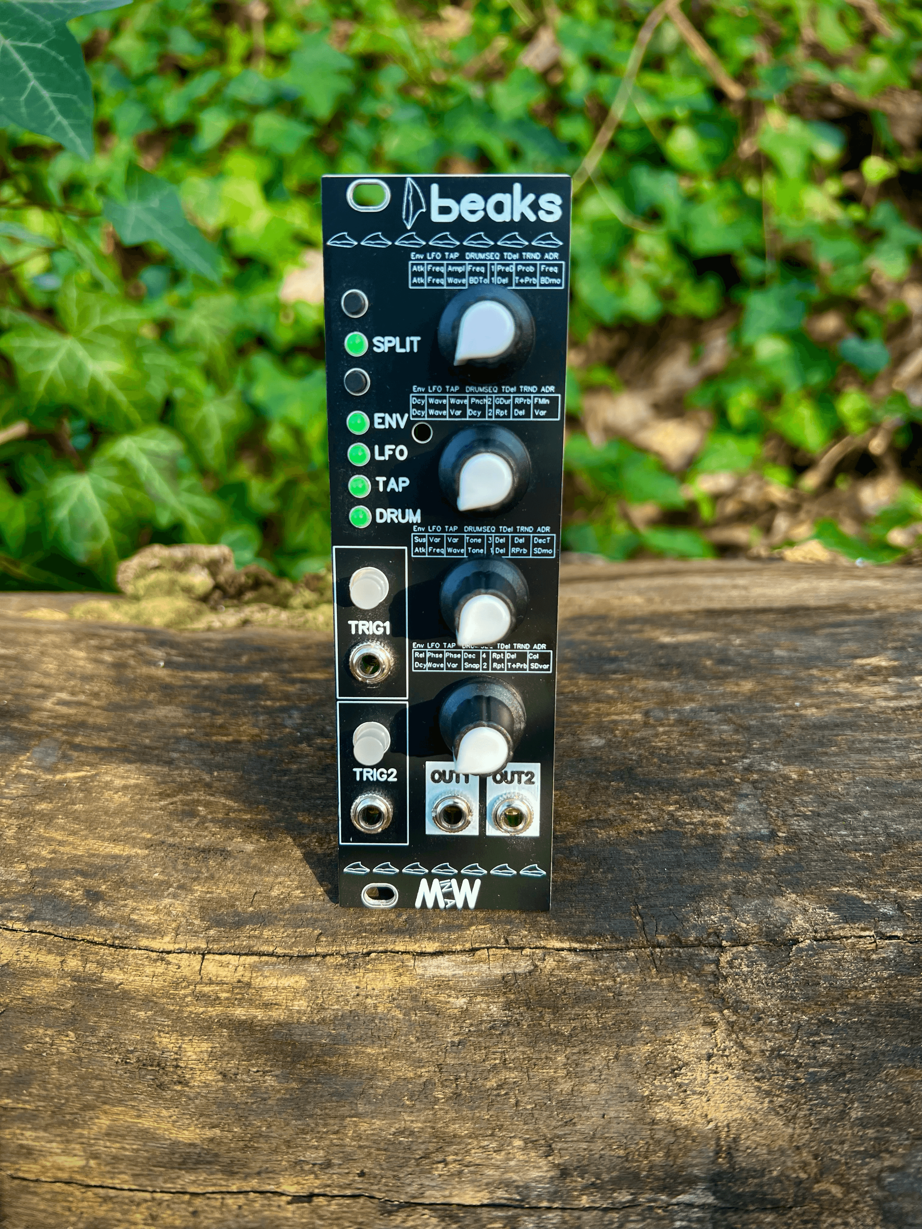 Mutable Instruments Peaks Clone (Beaks) 8HP - Eurorack