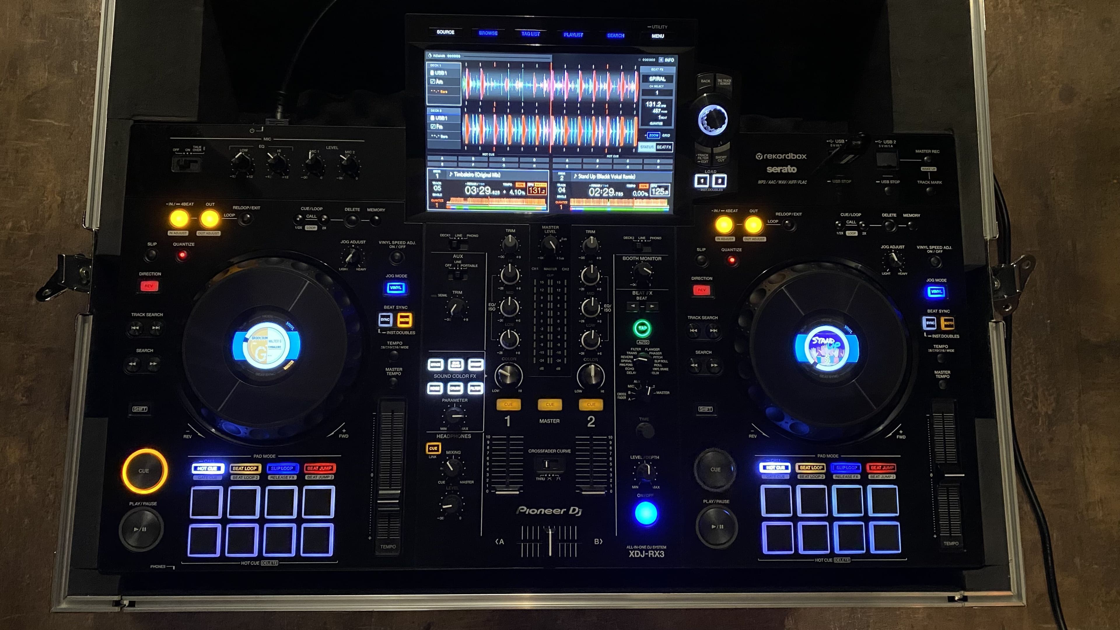 Pioneer XDJ RX3 + Flight Case + Deck Saver
