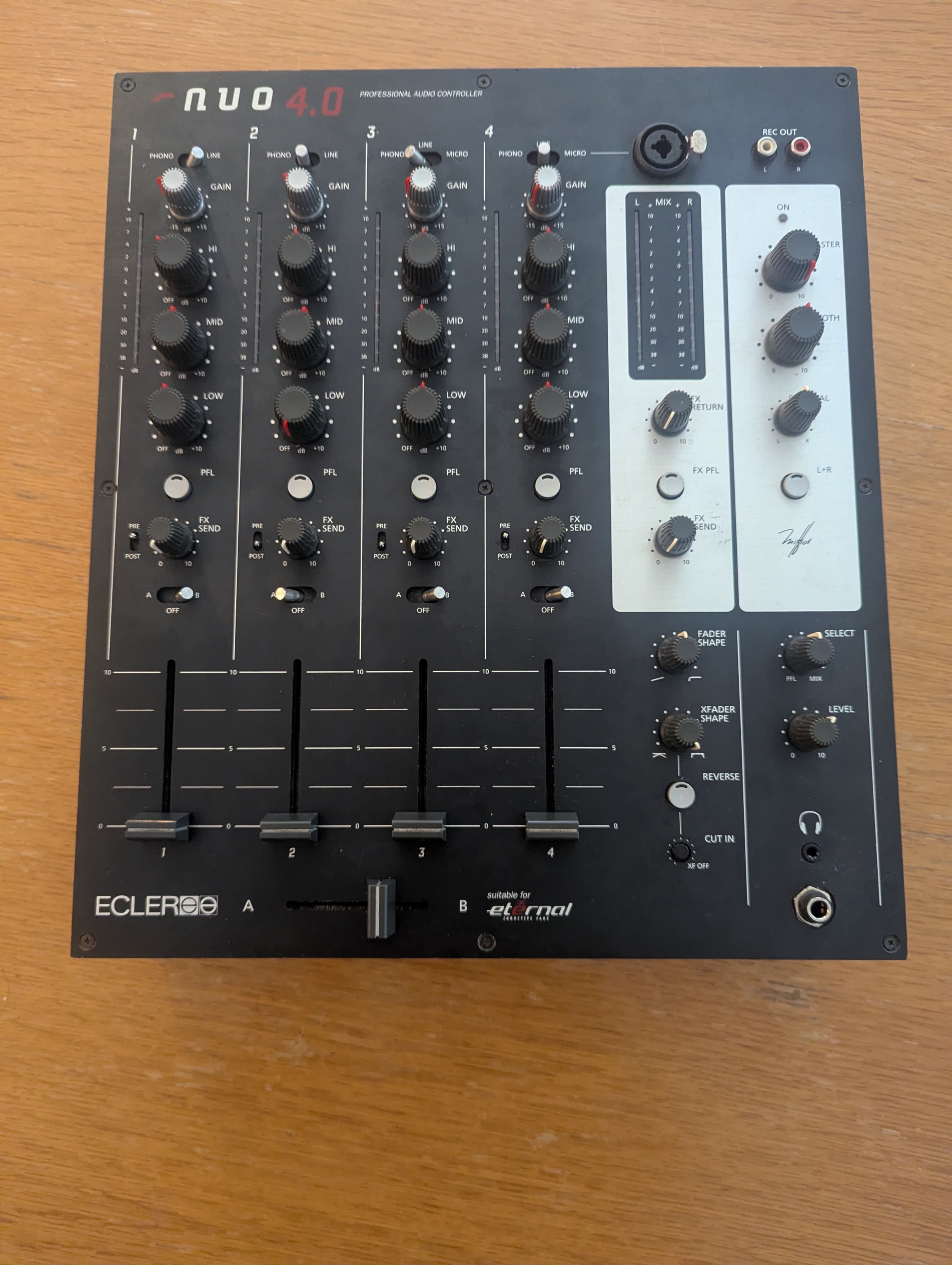 Vends Ecler Nuo 4.0
