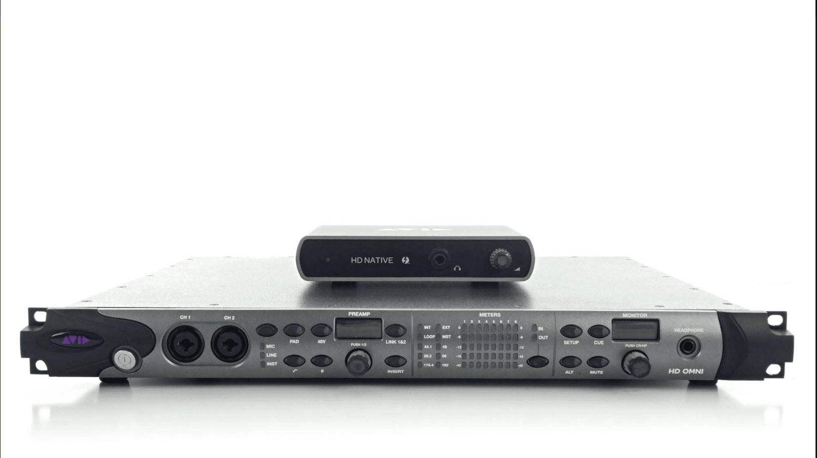 HD Omni+ interface HD native thunderbolt et cable mini digilink et thunderbolt