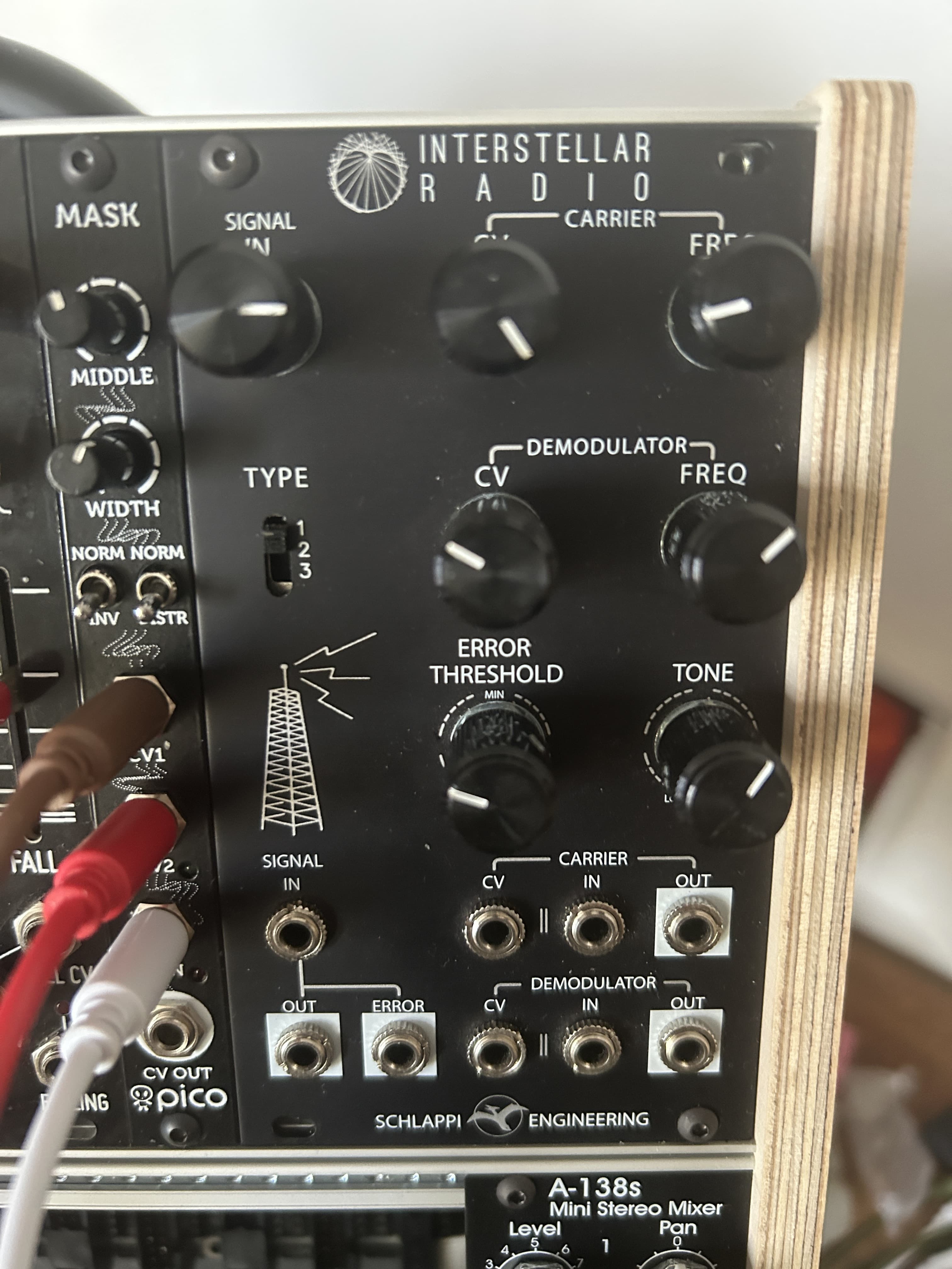 Vend interstellar radio