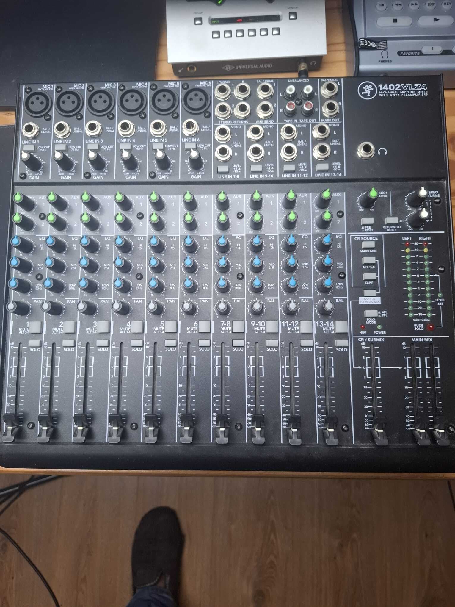 vends Table mixage MACKIE 1402 VLZ4