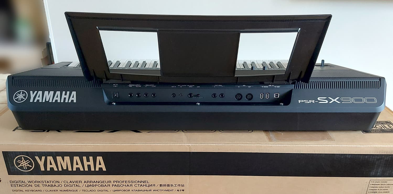 Vends Clavier arrangeur Yamaha PSR-SX900