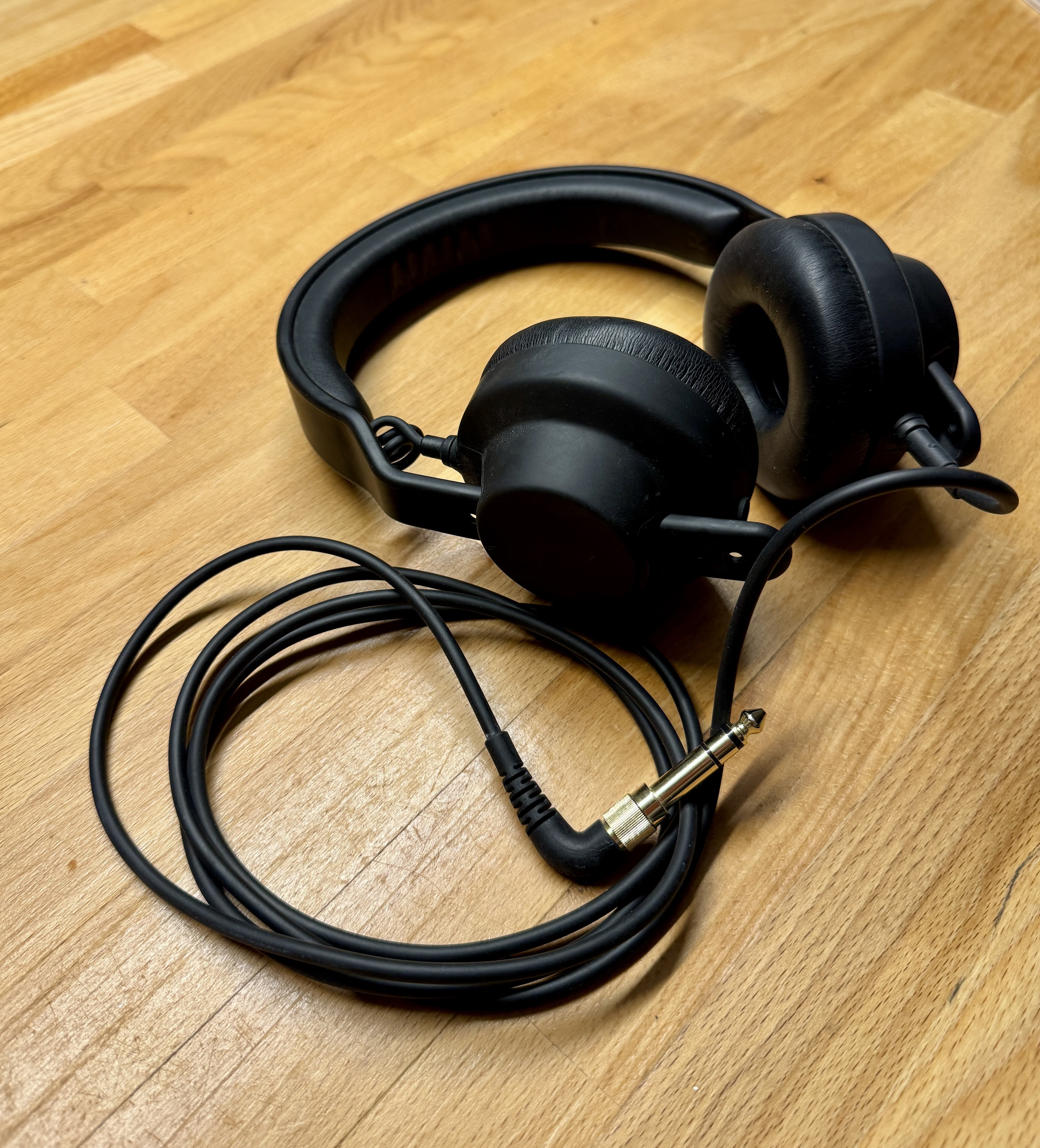 AIAIAI TMA-2 DJ
