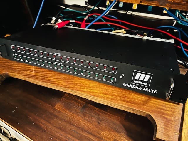 Hub midi usb plug and plays avec 16 din in 16 din out