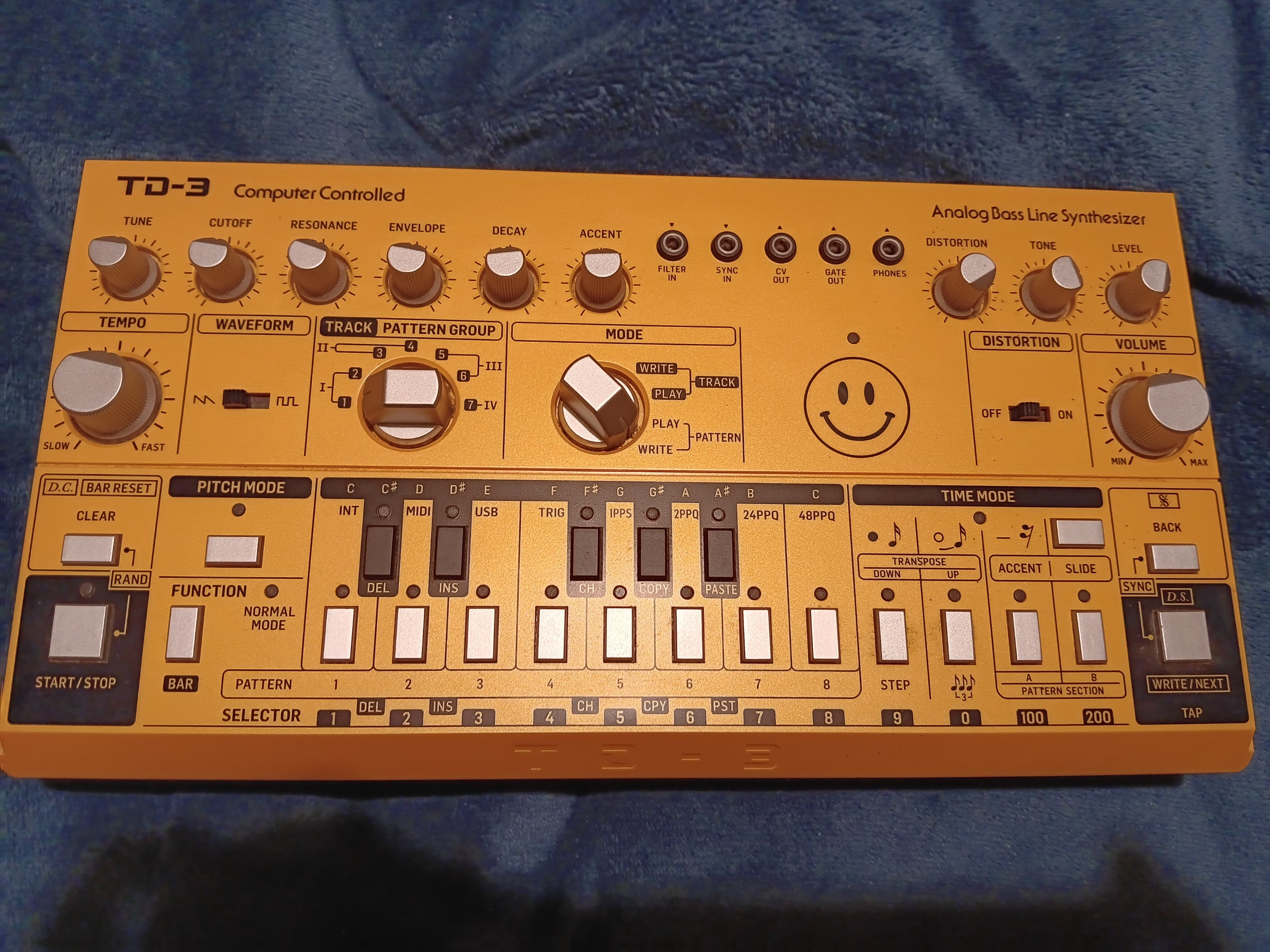 Vends Behringer TD3