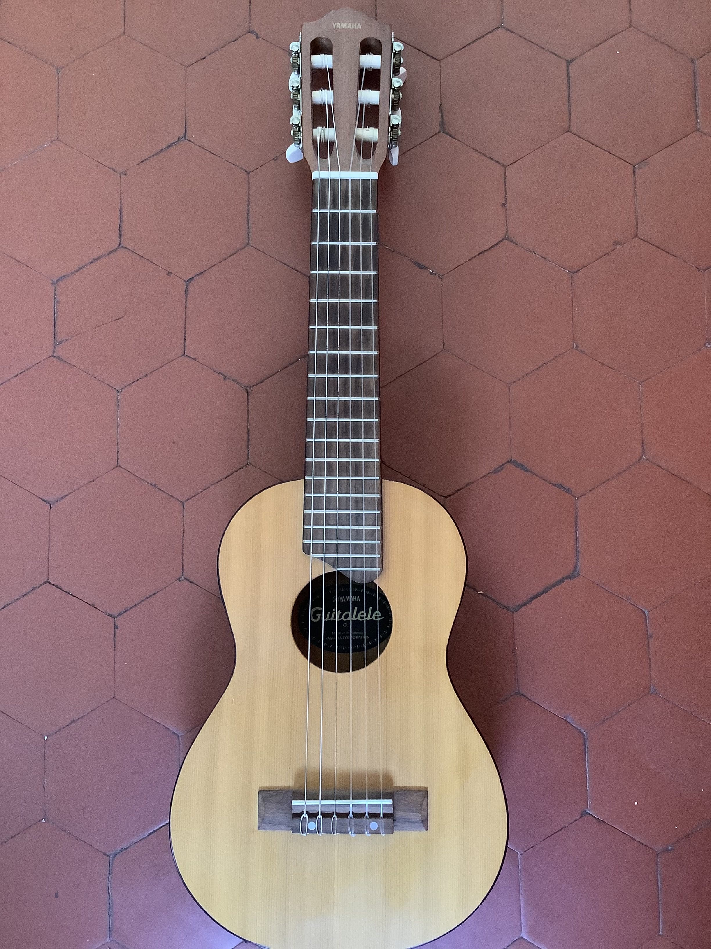 Guitalélé Yamaha GL1 + Housse d'origine - Excellent état