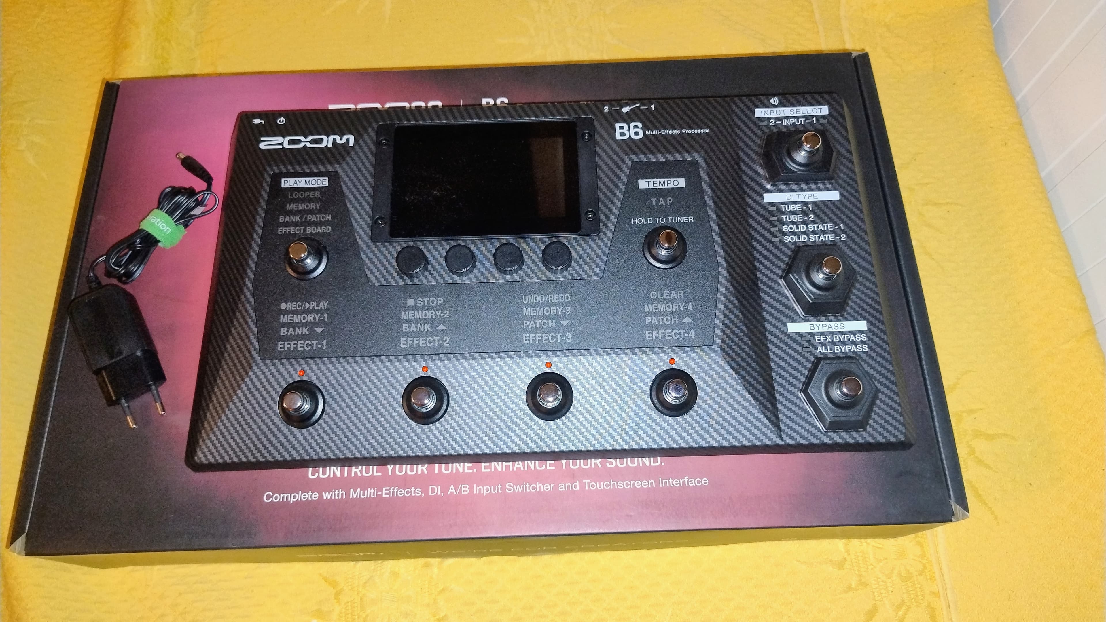 Pédale multi-effets basse ZOOM B6