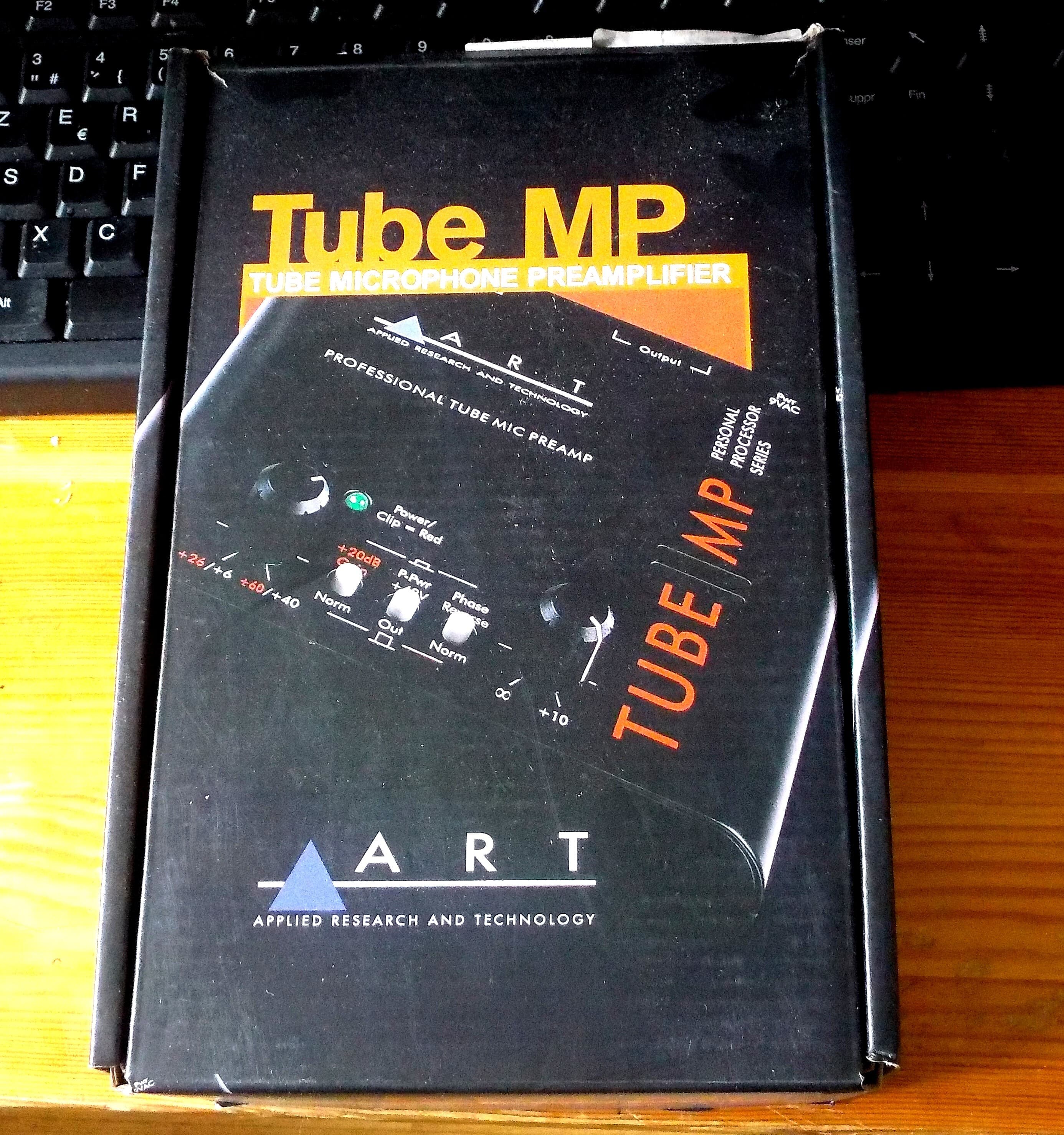 VENDS PREAMPLI ART TUB AMP -PROFFESSIONAL TUB MIC