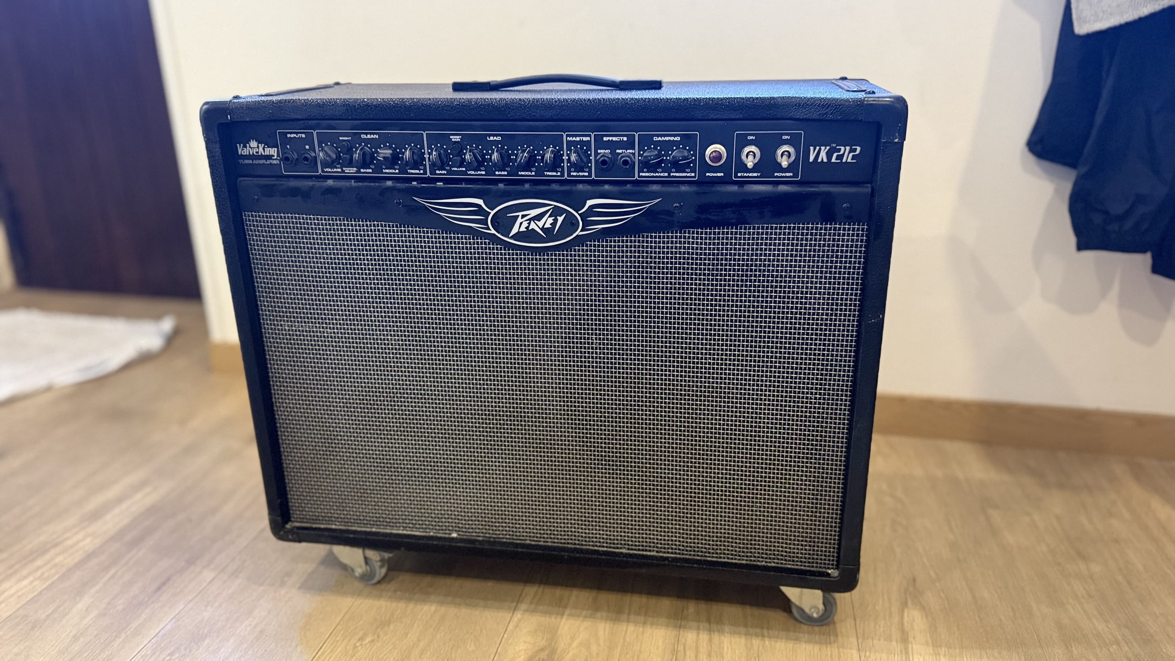 Peavey ValveKing VK 212 - 100W tout lampes