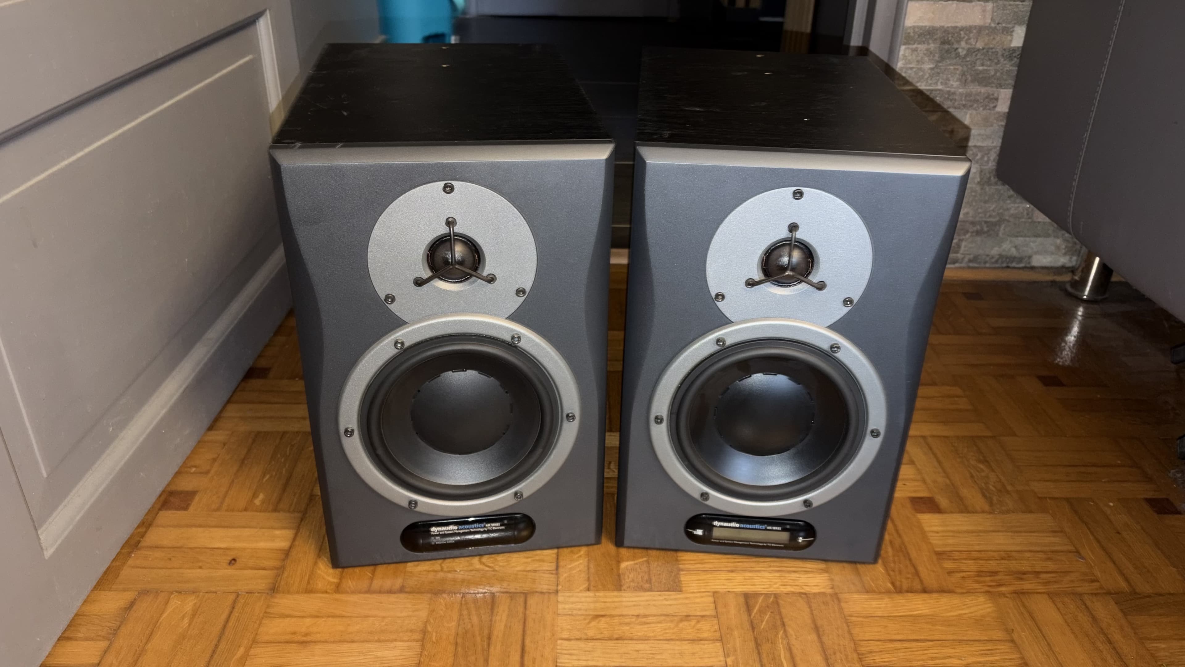2 DYNAUDIO AIR 6 paire de MONITOR actif STUDIO