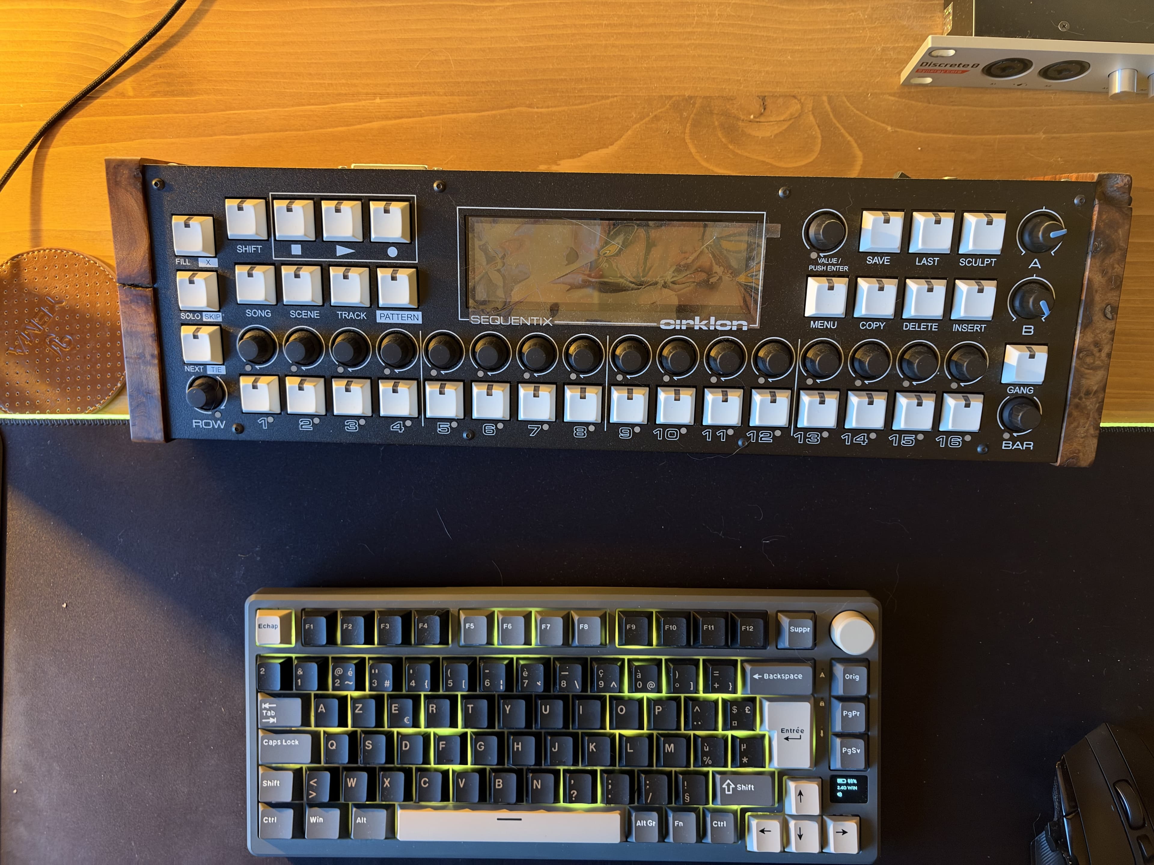 Vend Cirklon V2 cvio + desktop breakout box