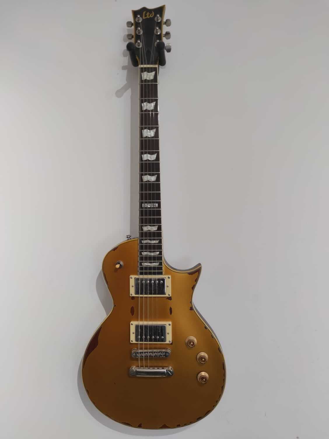 Vends LTD EC-256 2012, Finition Aged vintage gold