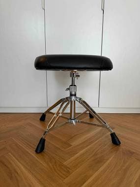 Yamaha Sgabello DS950