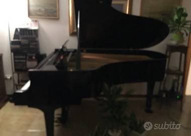 Pianoforte Yamaha C5