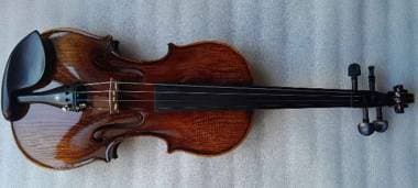 Violino verniciato a mano ad alcool, suono ottimo