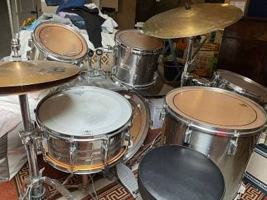 Pearl World Series  Kit completo con piatti e hardware