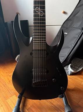 Solar Guitars A2.7C (7 corde)