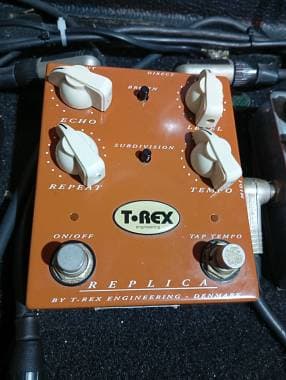 T REX REPLICA ORIGINALE FATTO A MANO.